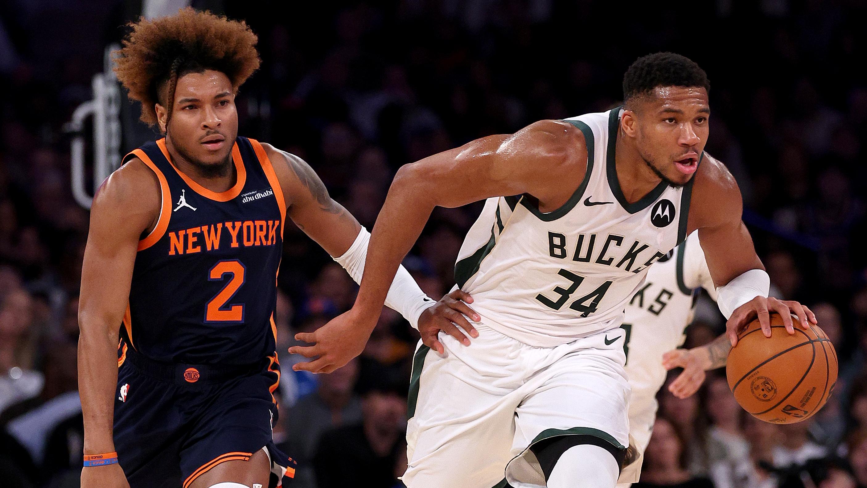 Milwaukee Bucks v New York Knicks