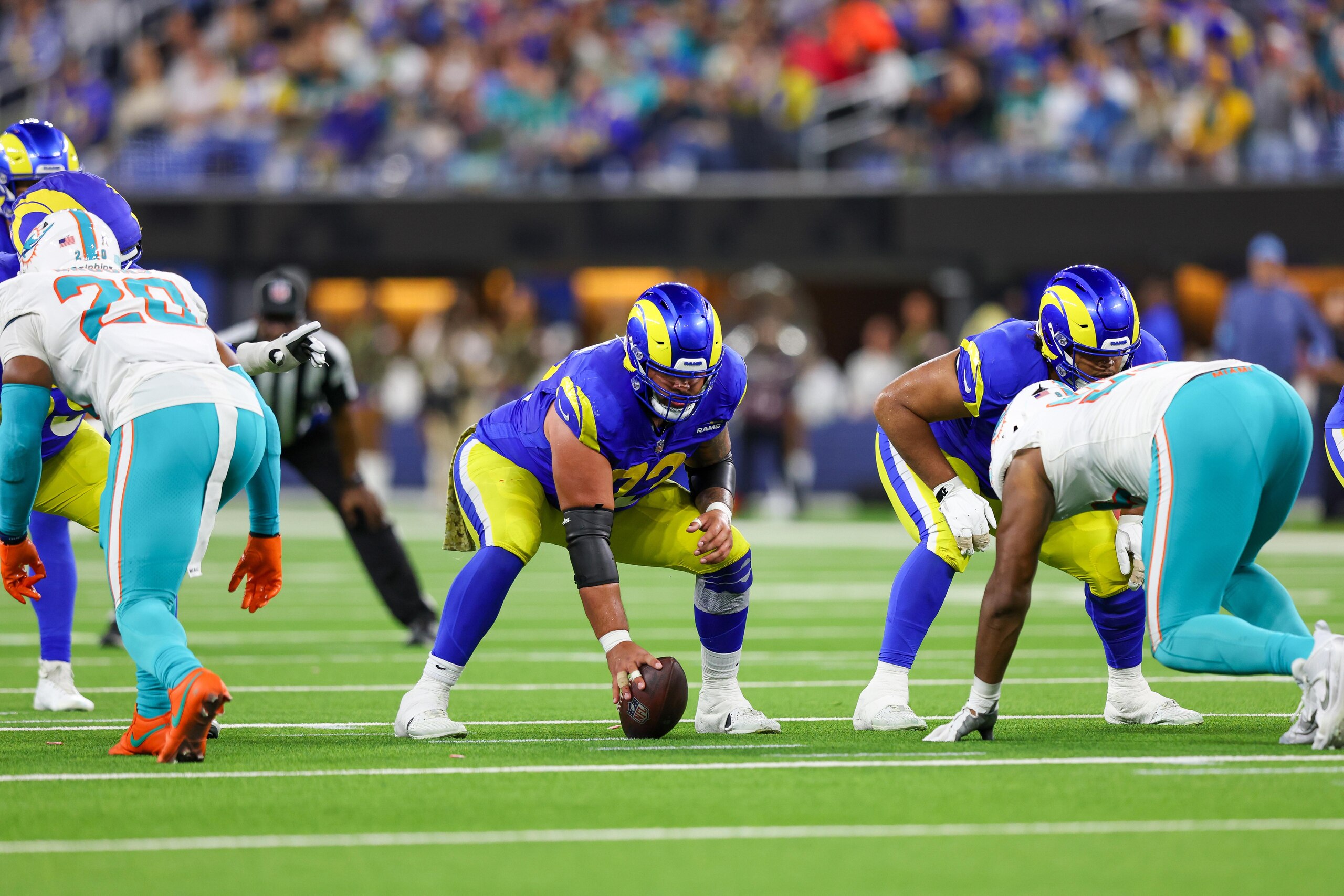 NFL: NOV 11 Dolphins at Rams