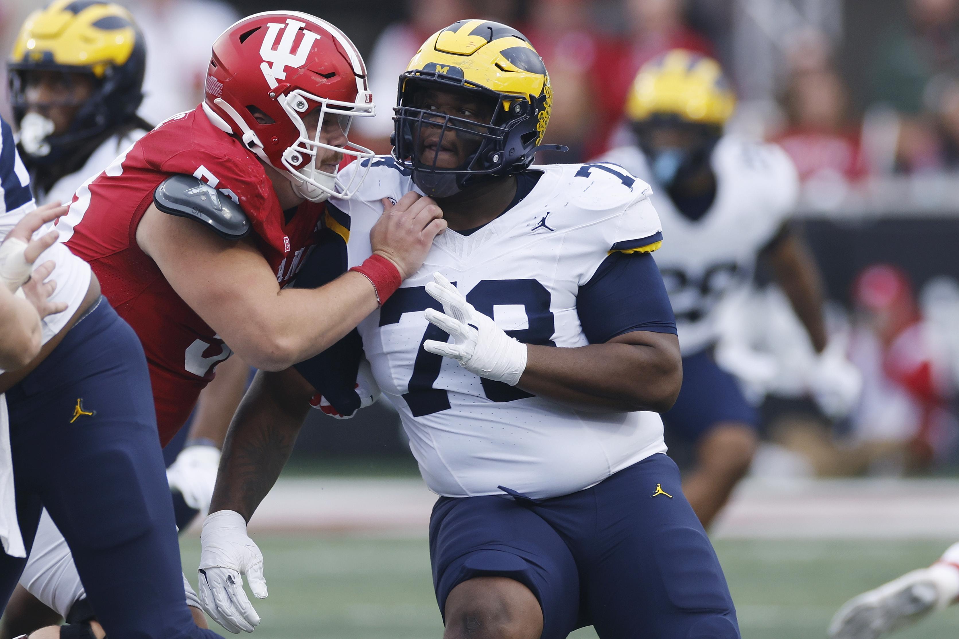COLLEGE FOOTBALL: NOV 09 Michigan at Indiana