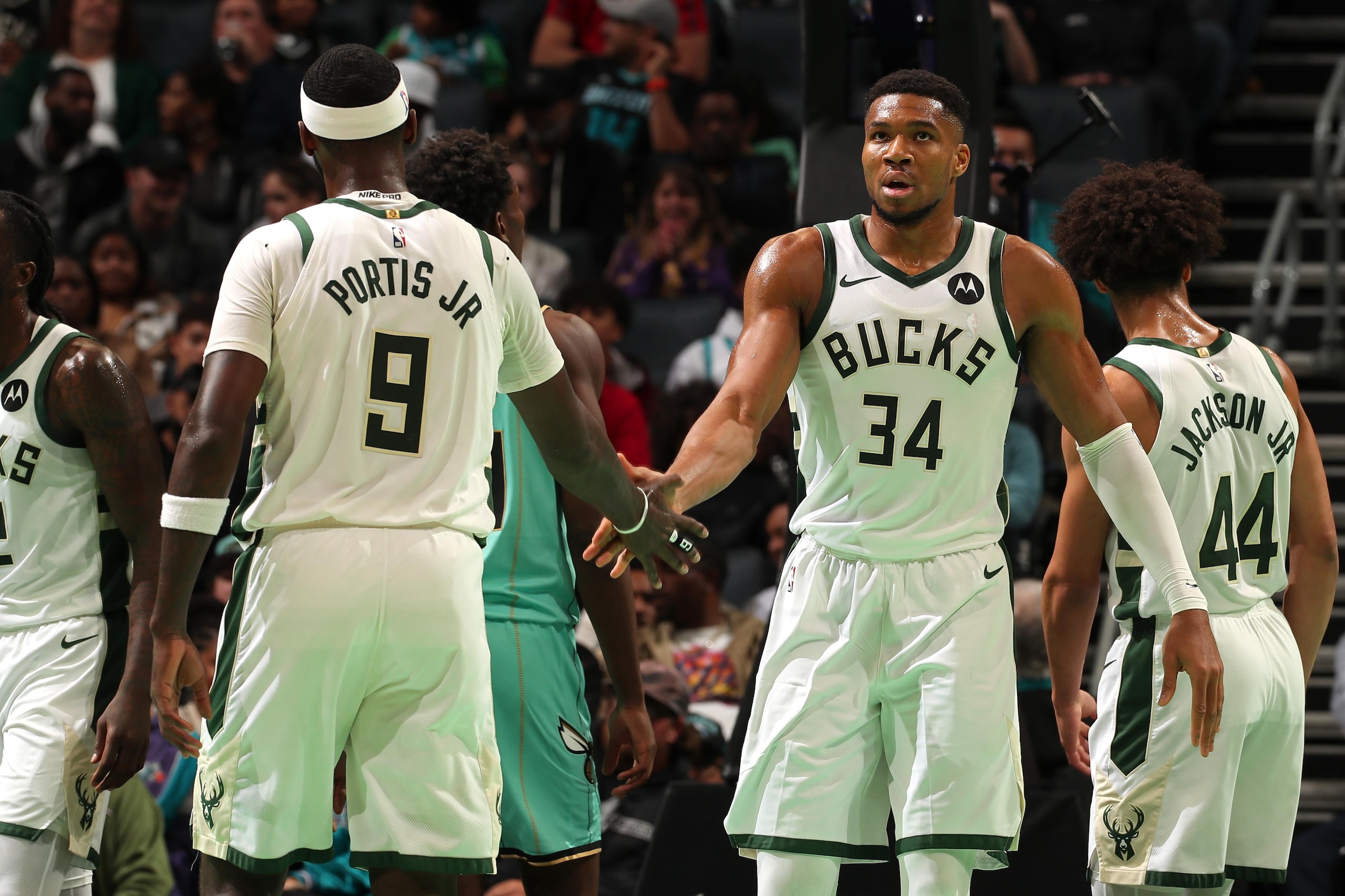 Milwaukee Bucks v Charlotte Hornets