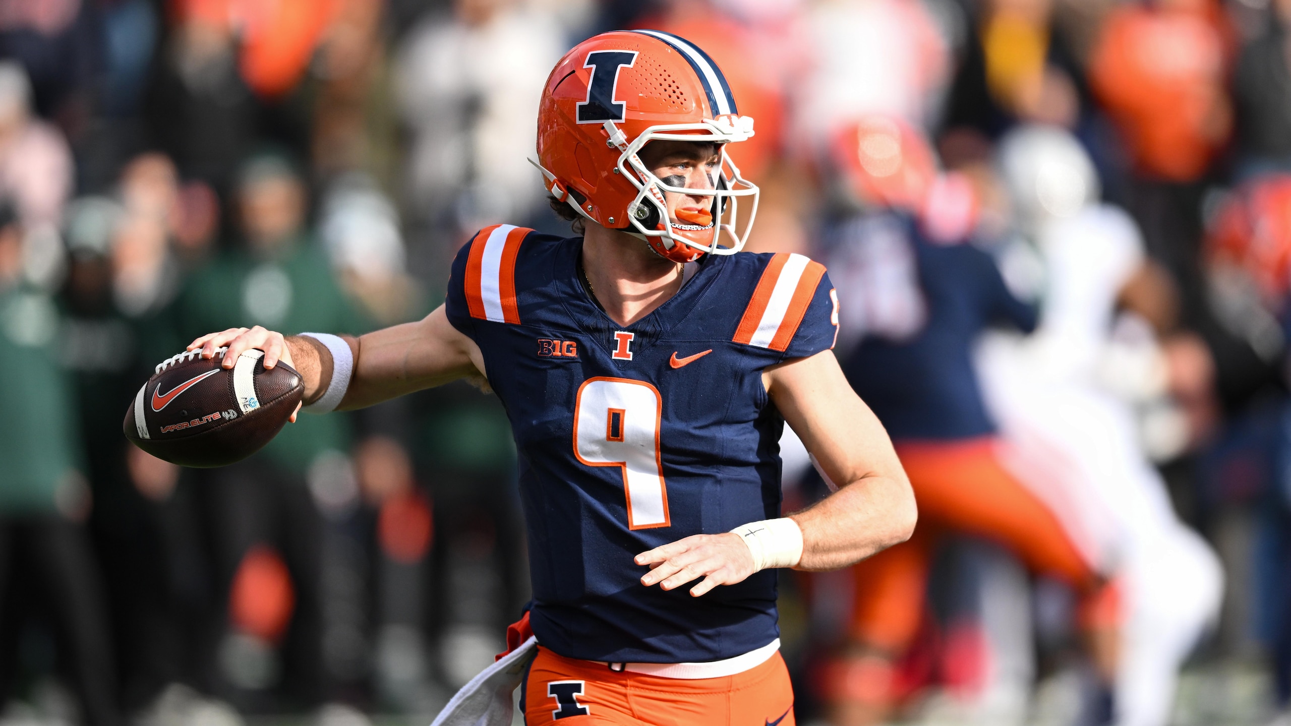 COLLEGE FOOTBALL: NOV 16 Michigan State at Illinois