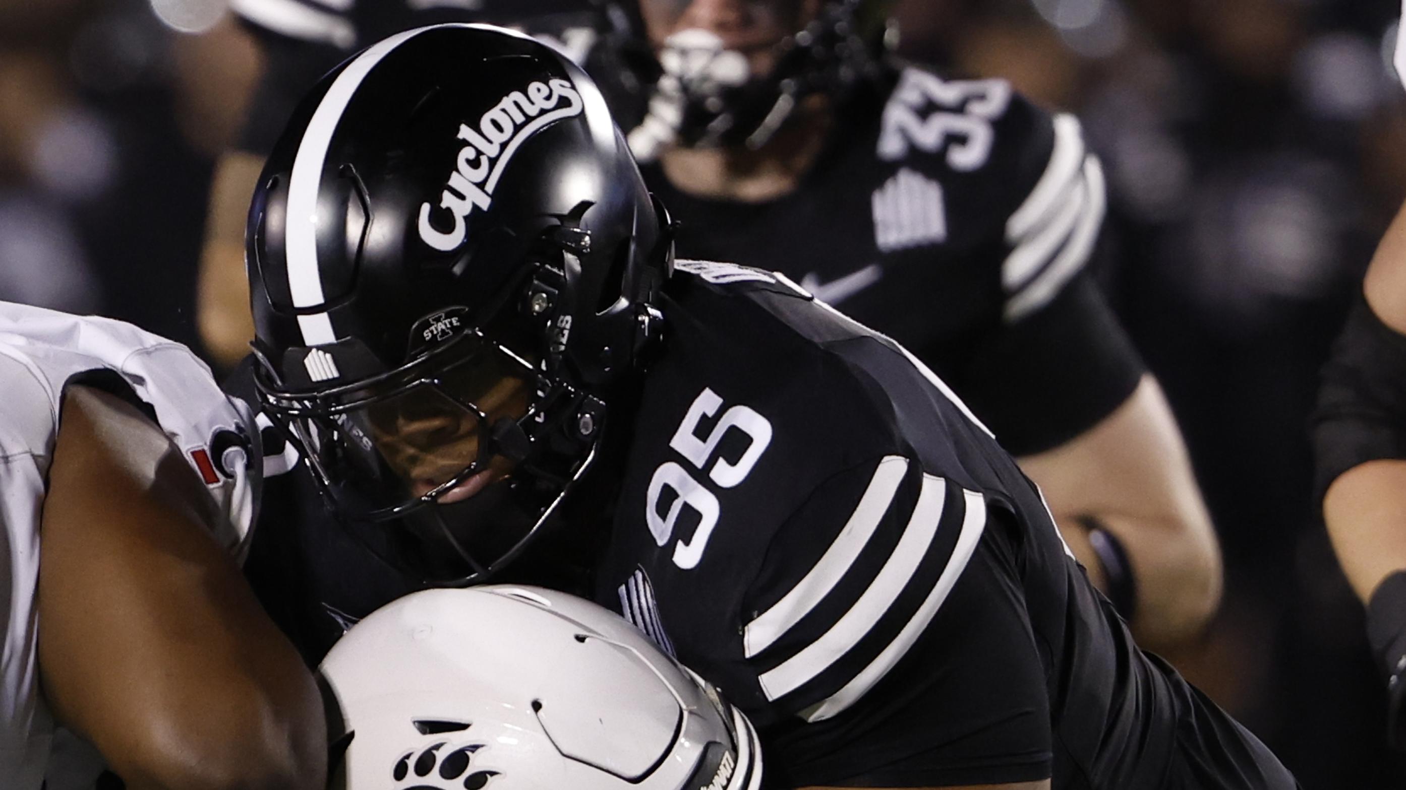 Cincinnati v Iowa State