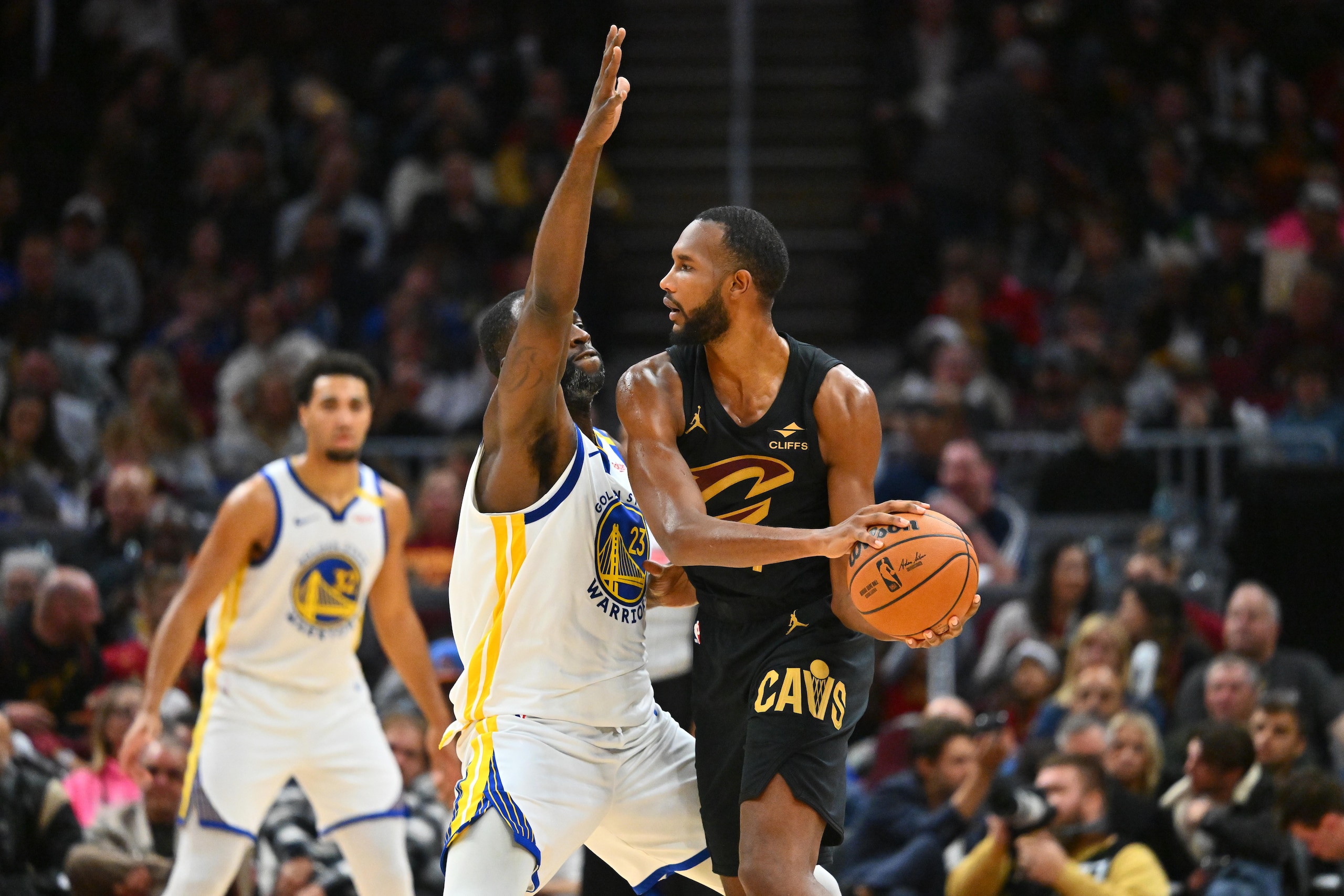 Golden State Warriors v Cleveland Cavaliers Golden State Warriors v Cleveland Cavaliers