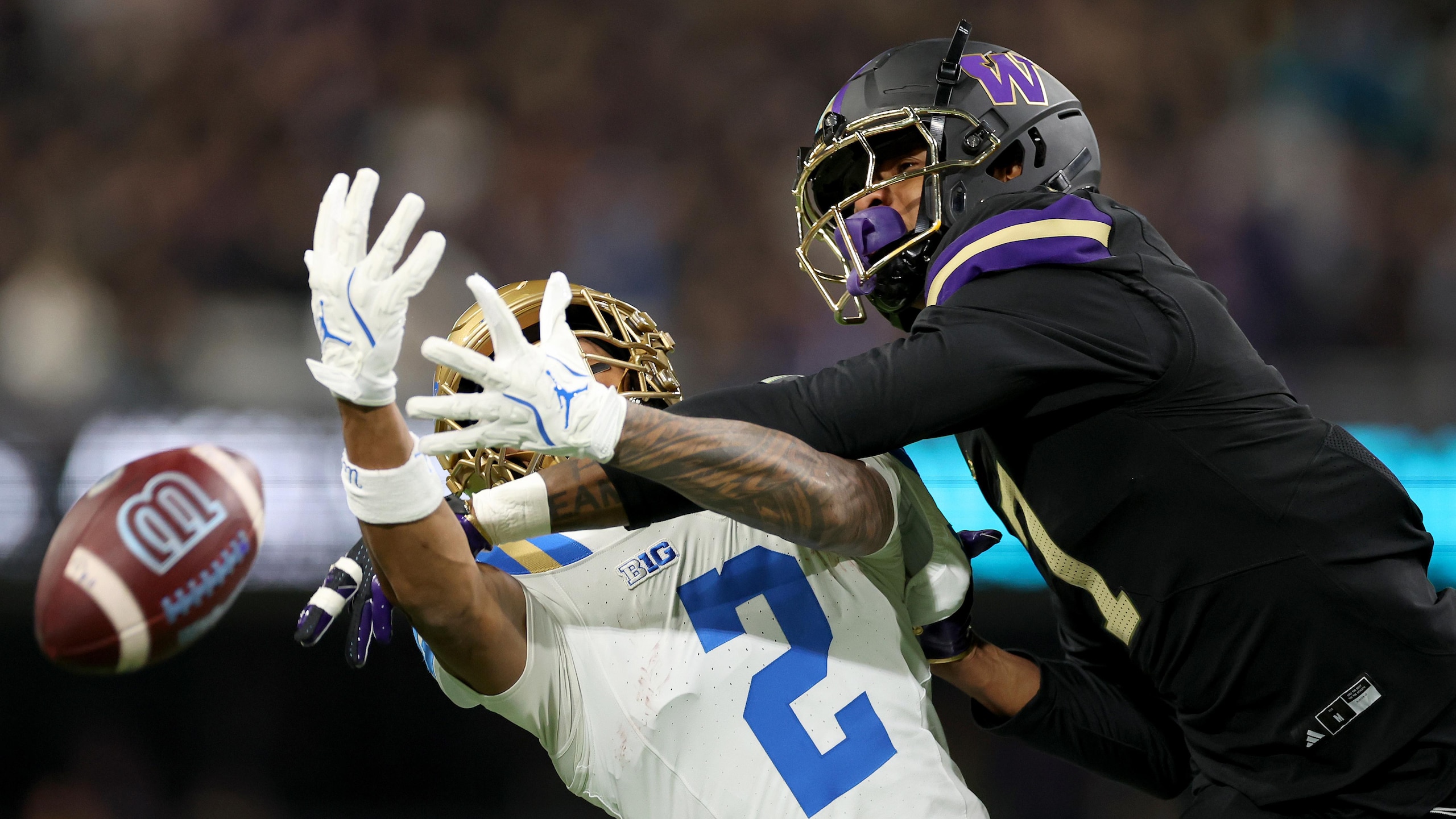 UCLA v Washington