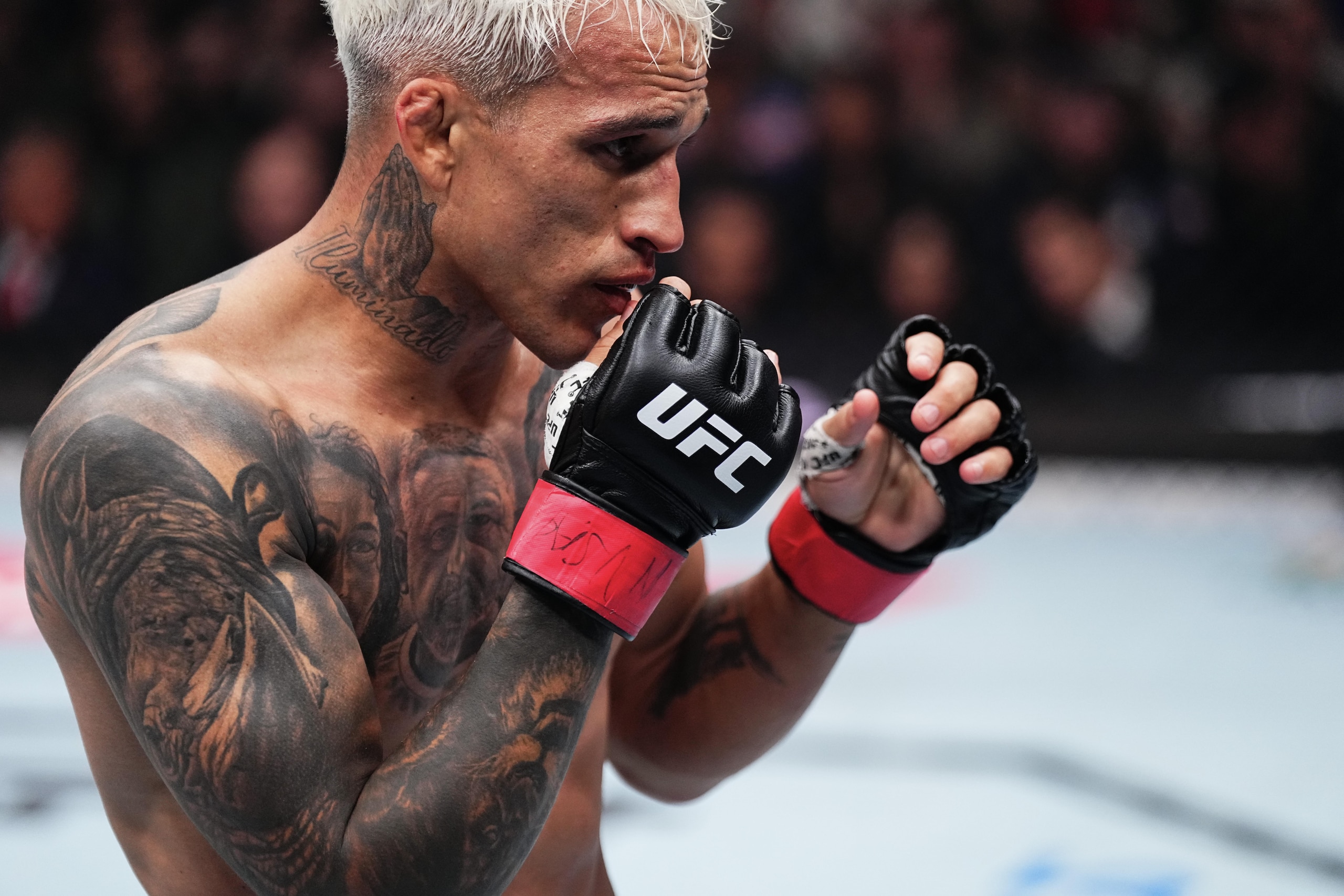 UFC 309: Oliveira v Chandler