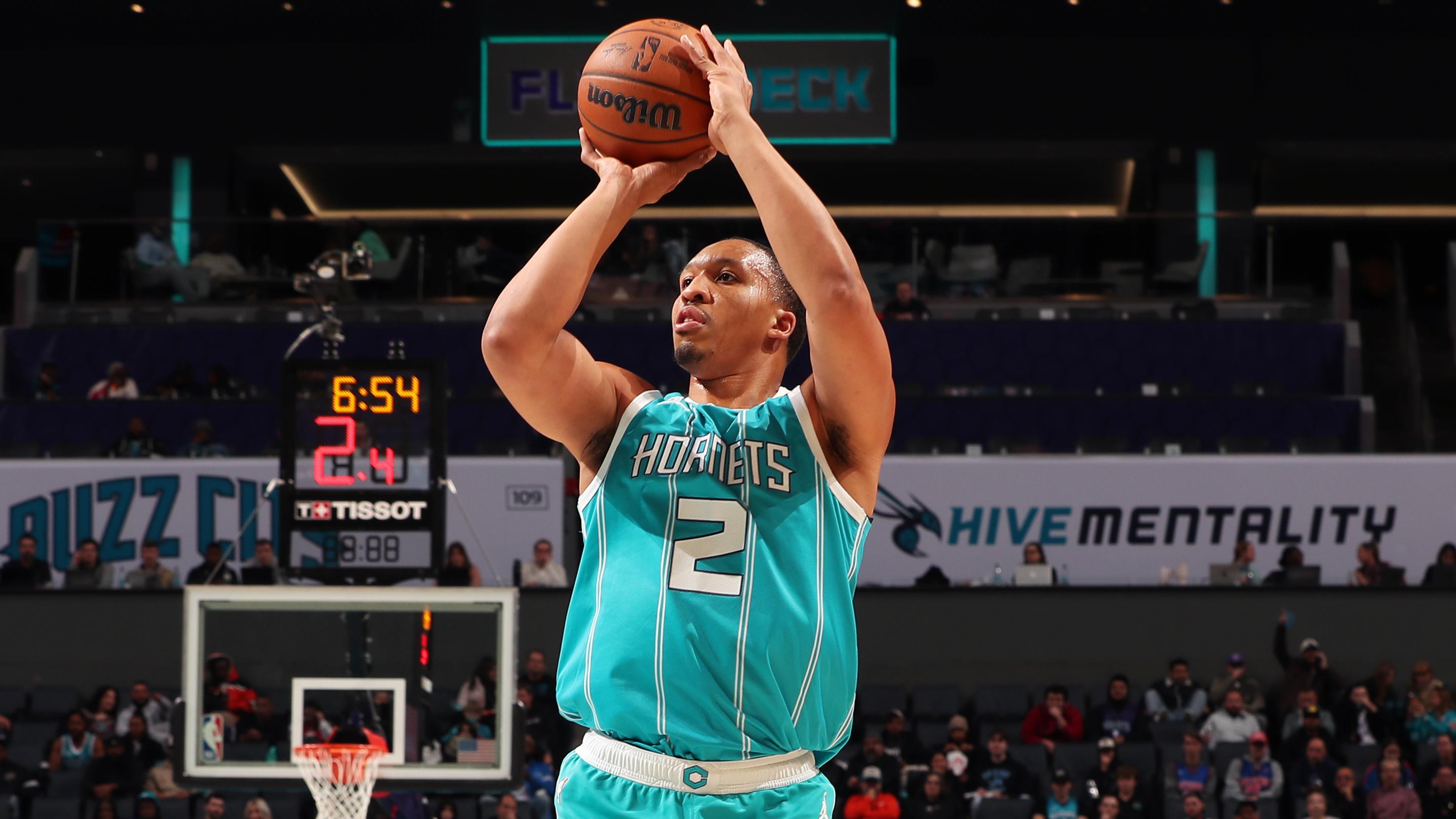 Detroit Pistons v Charlotte Hornets