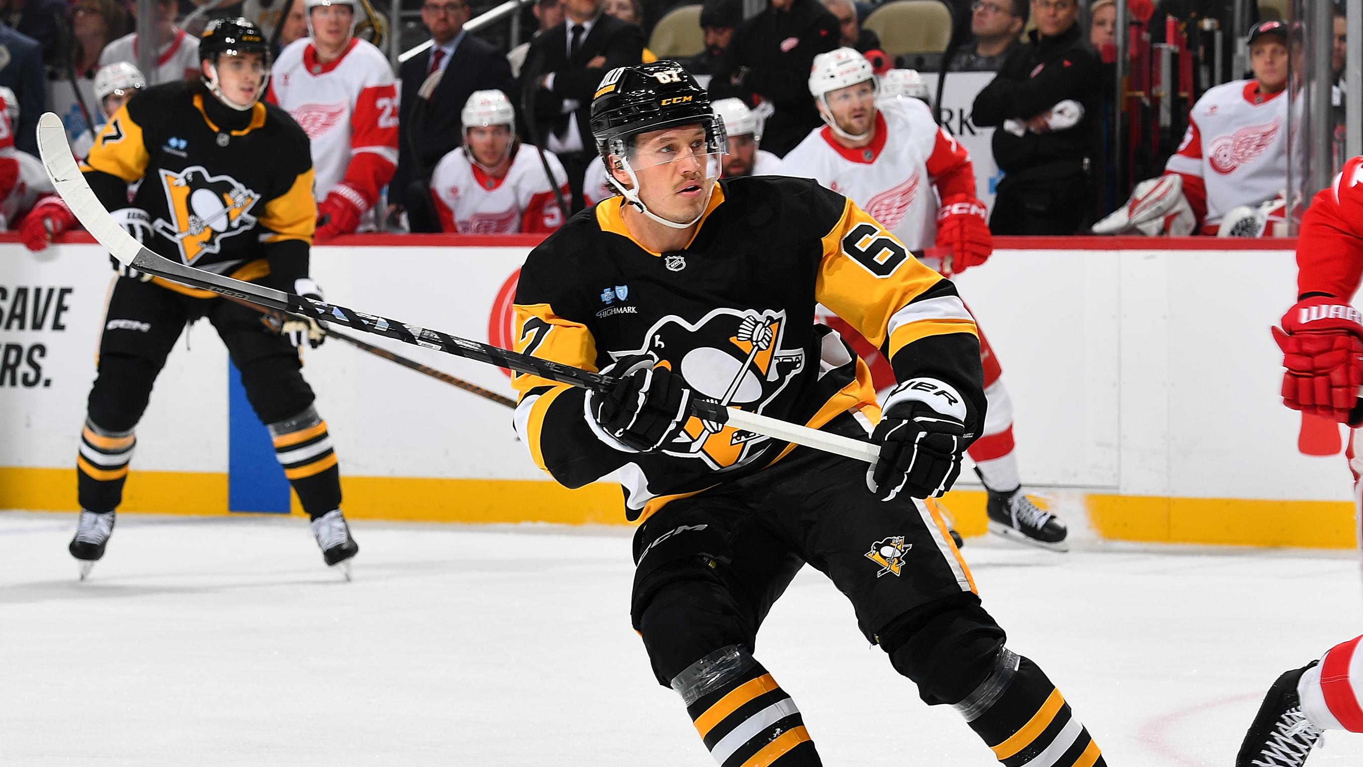 Detroit Red Wings v Pittsburgh Penguins