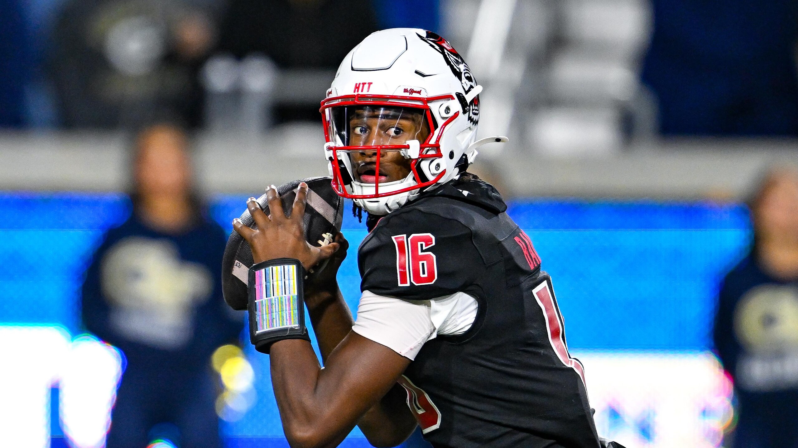 COLLEGE FOOTBALL: NOV 21 NC State at Georgia Tech COLLEGE FOOTBALL: NOV 21 NC State at Georgia Tech