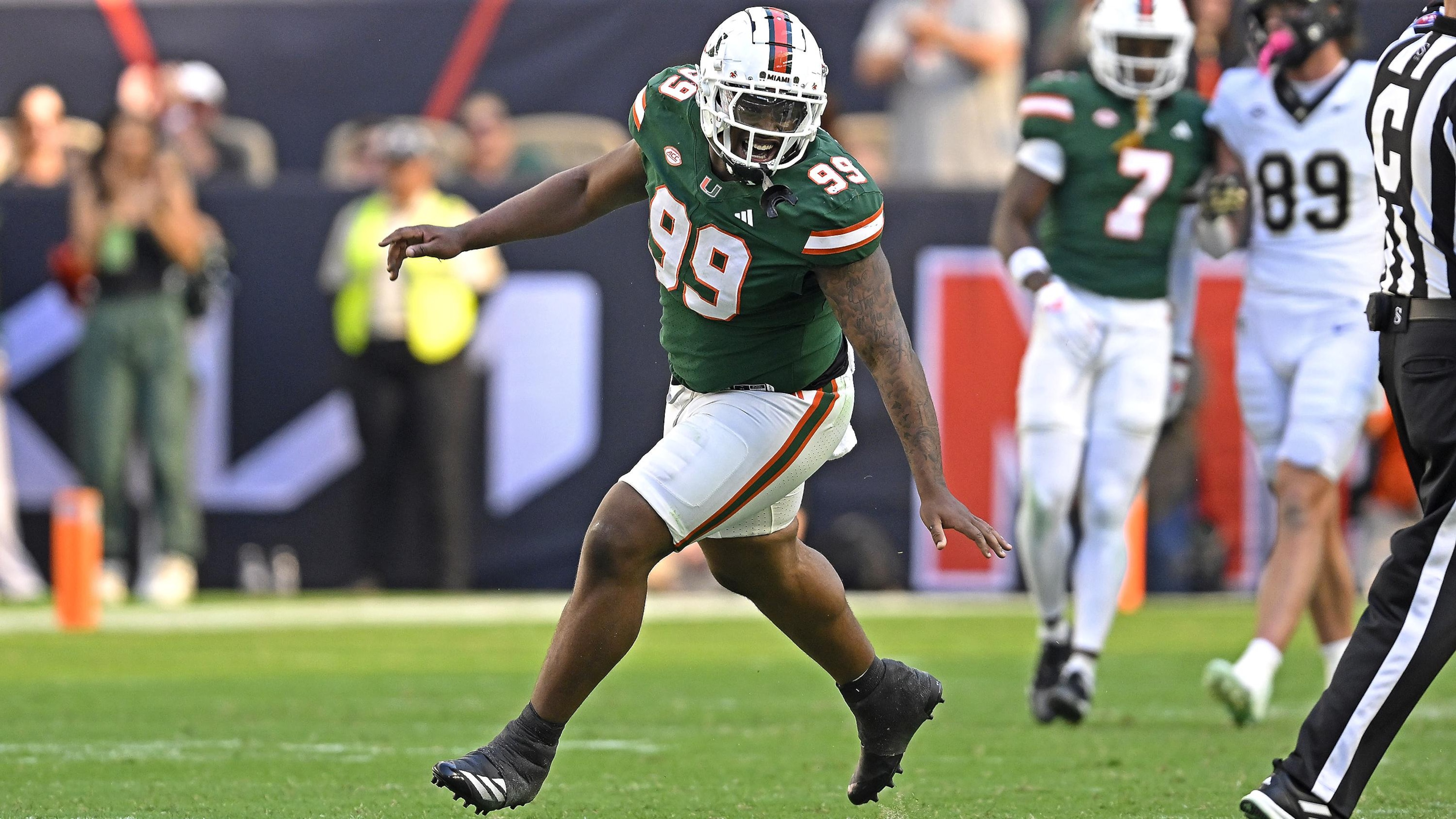 COLLEGE FOOTBALL: NOV 23 Wake Forest at Miami COLLEGE FOOTBALL: NOV 23 Wake Forest at Miami
