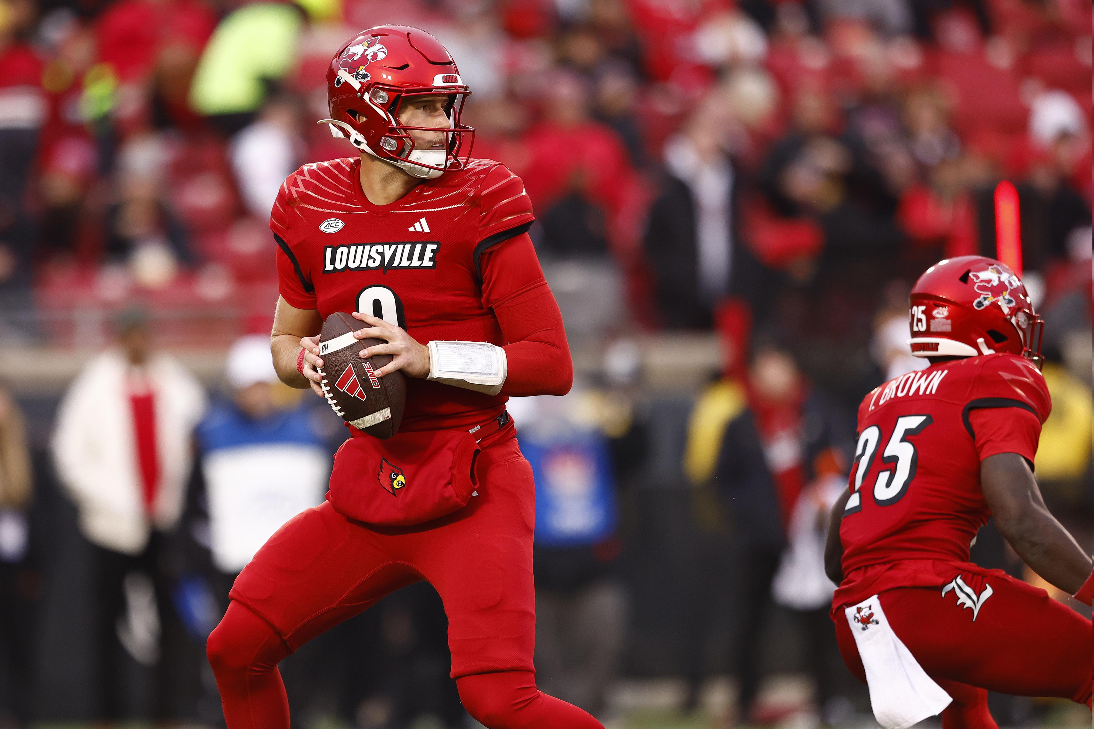 COLLEGE FOOTBALL: NOV 23 Pitt at Louisville