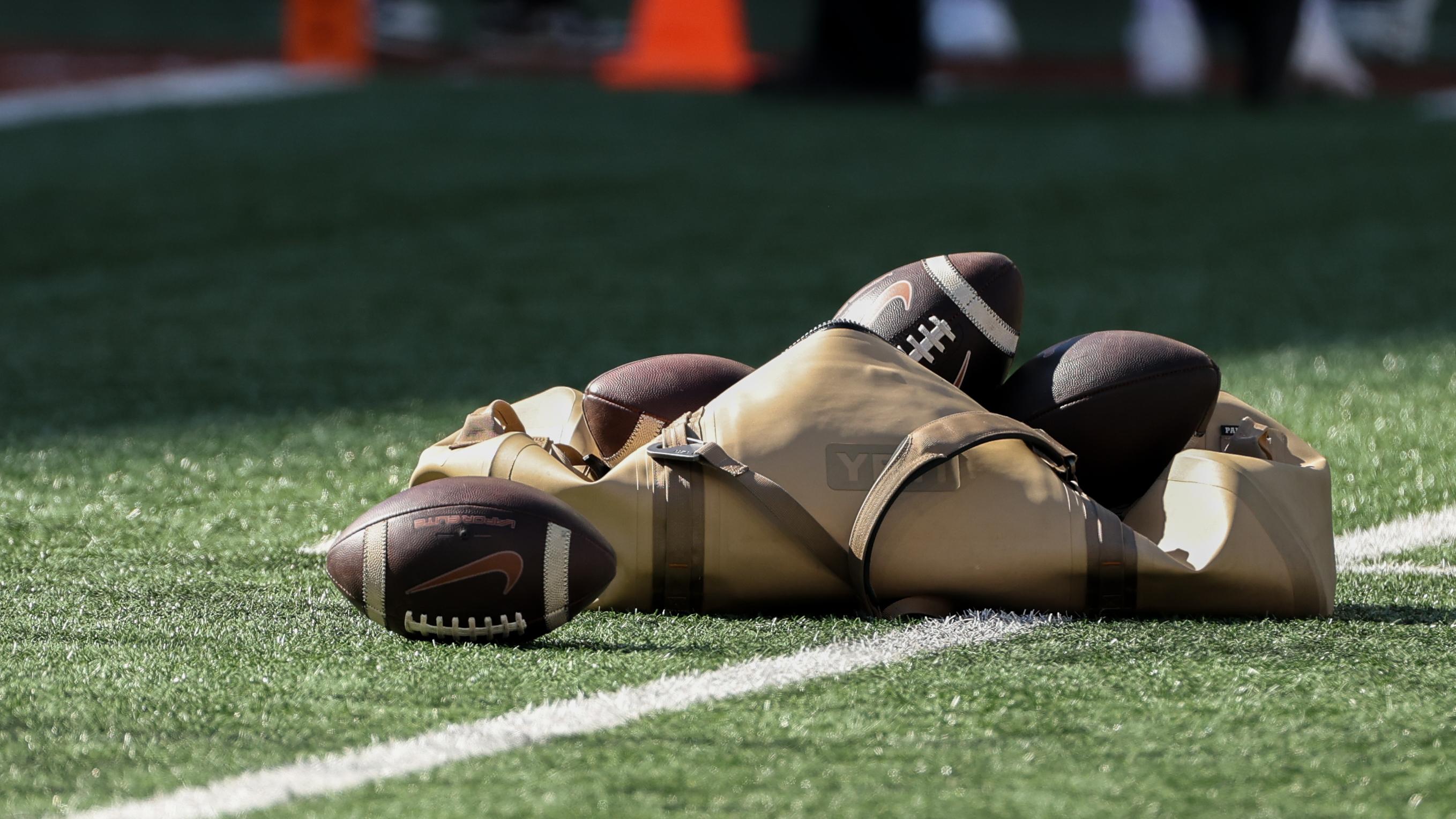 COLLEGE FOOTBALL: NOV 23 Kentucky at Texas