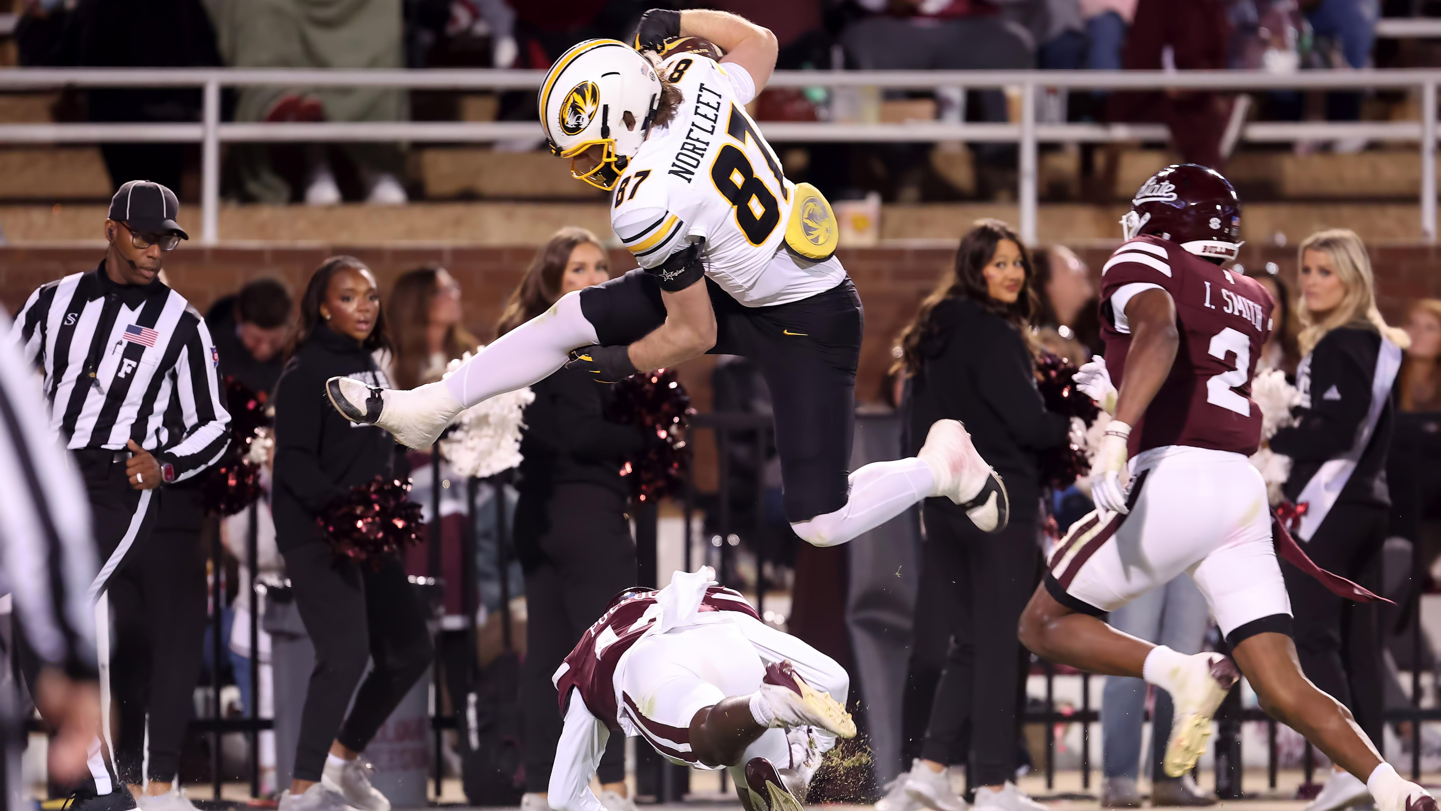 COLLEGE FOOTBALL: NOV 23 Missouri at Mississippi State
