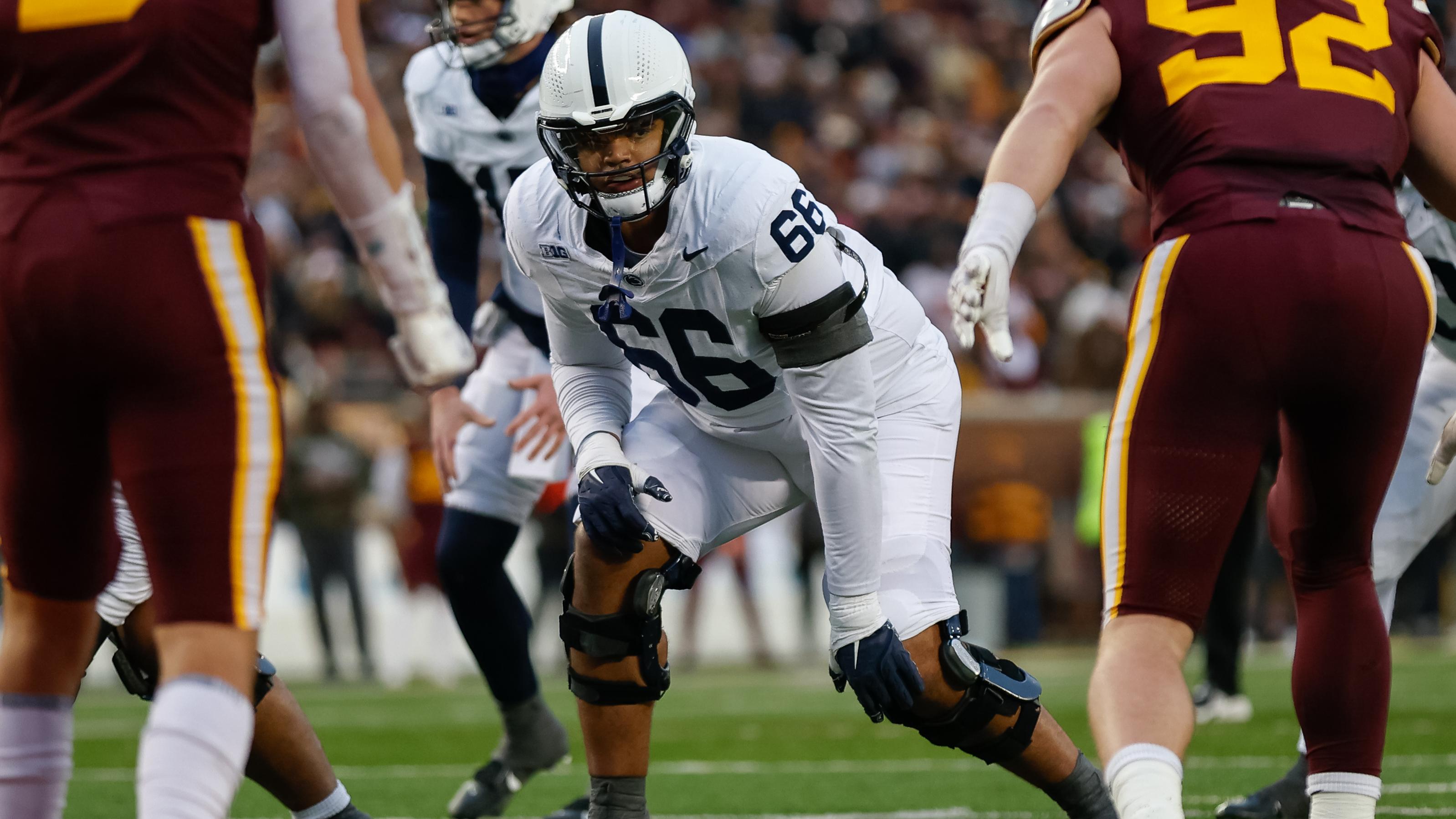 COLLEGE FOOTBALL: NOV 23 Penn State at Minnesota