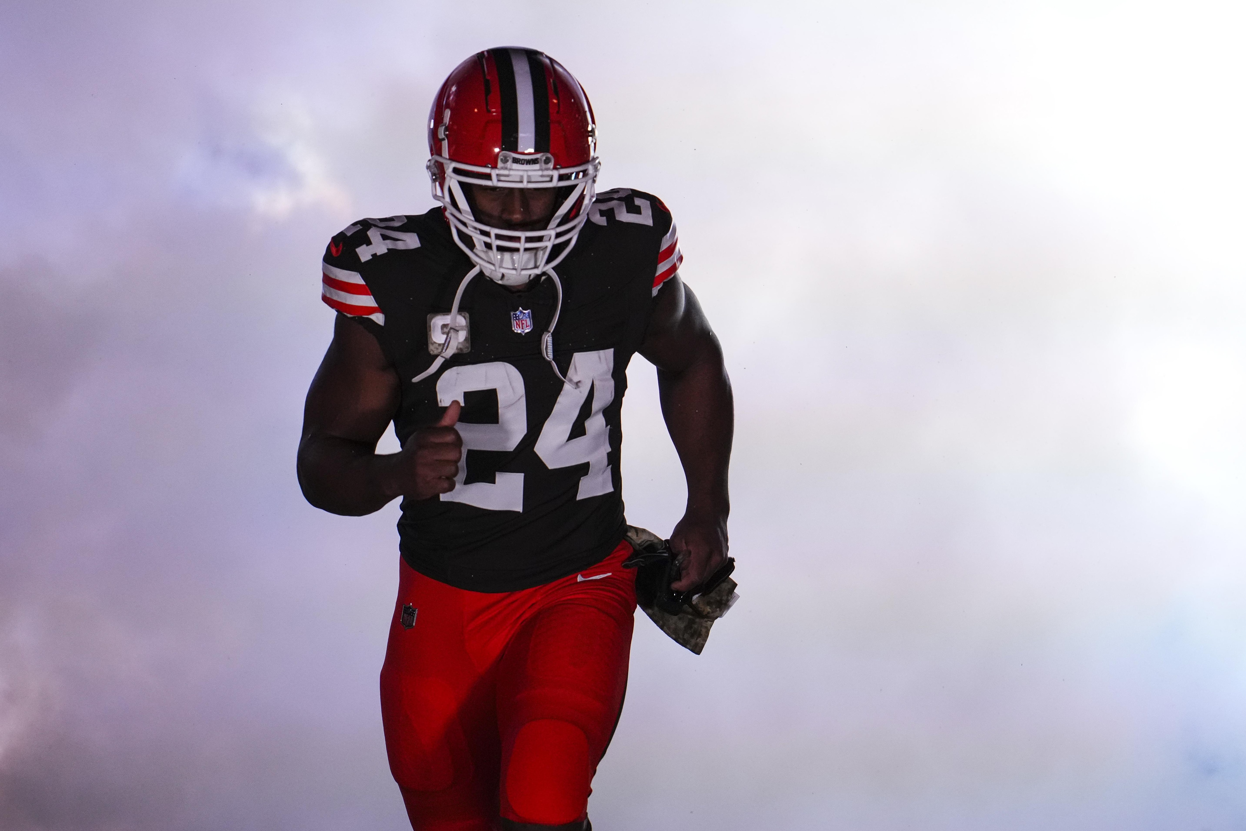 Pittsburgh Steelers v Cleveland Browns