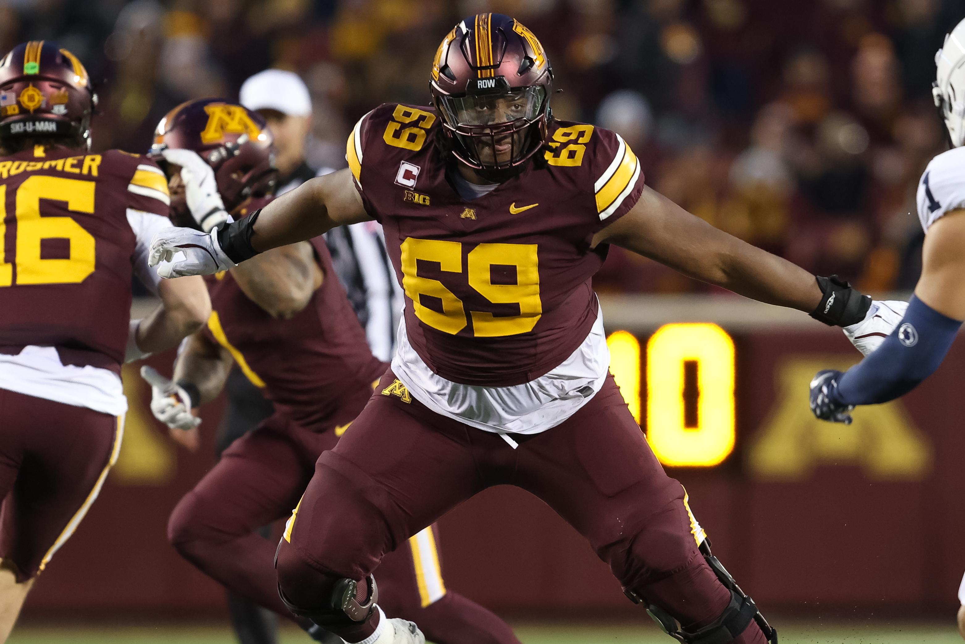 COLLEGE FOOTBALL: NOV 23 Penn State at Minnesota