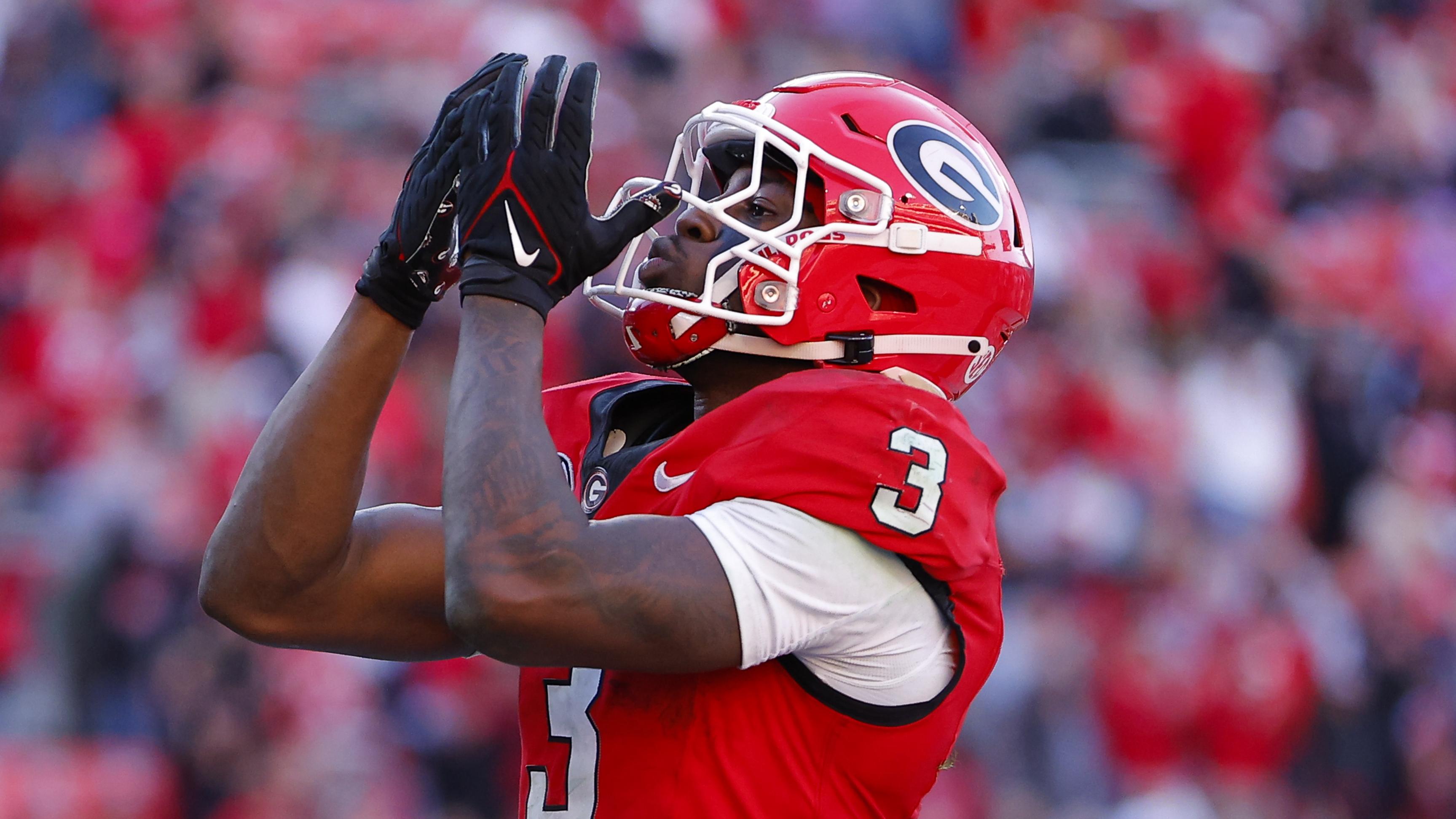 1 Word to Describe Every Top 25 College Football Team’s 2025 Outlook