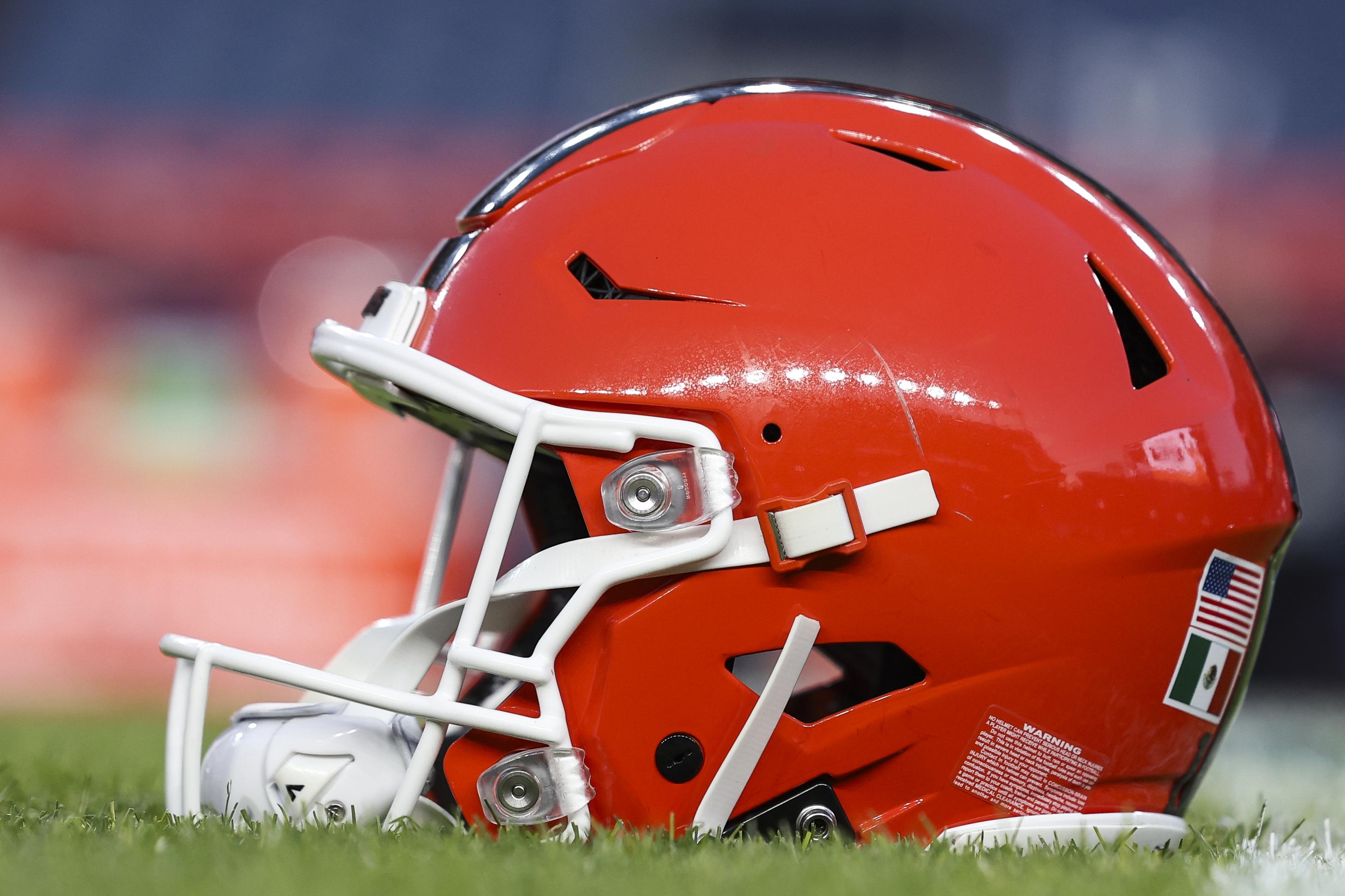 Cleveland Browns v Denver Broncos