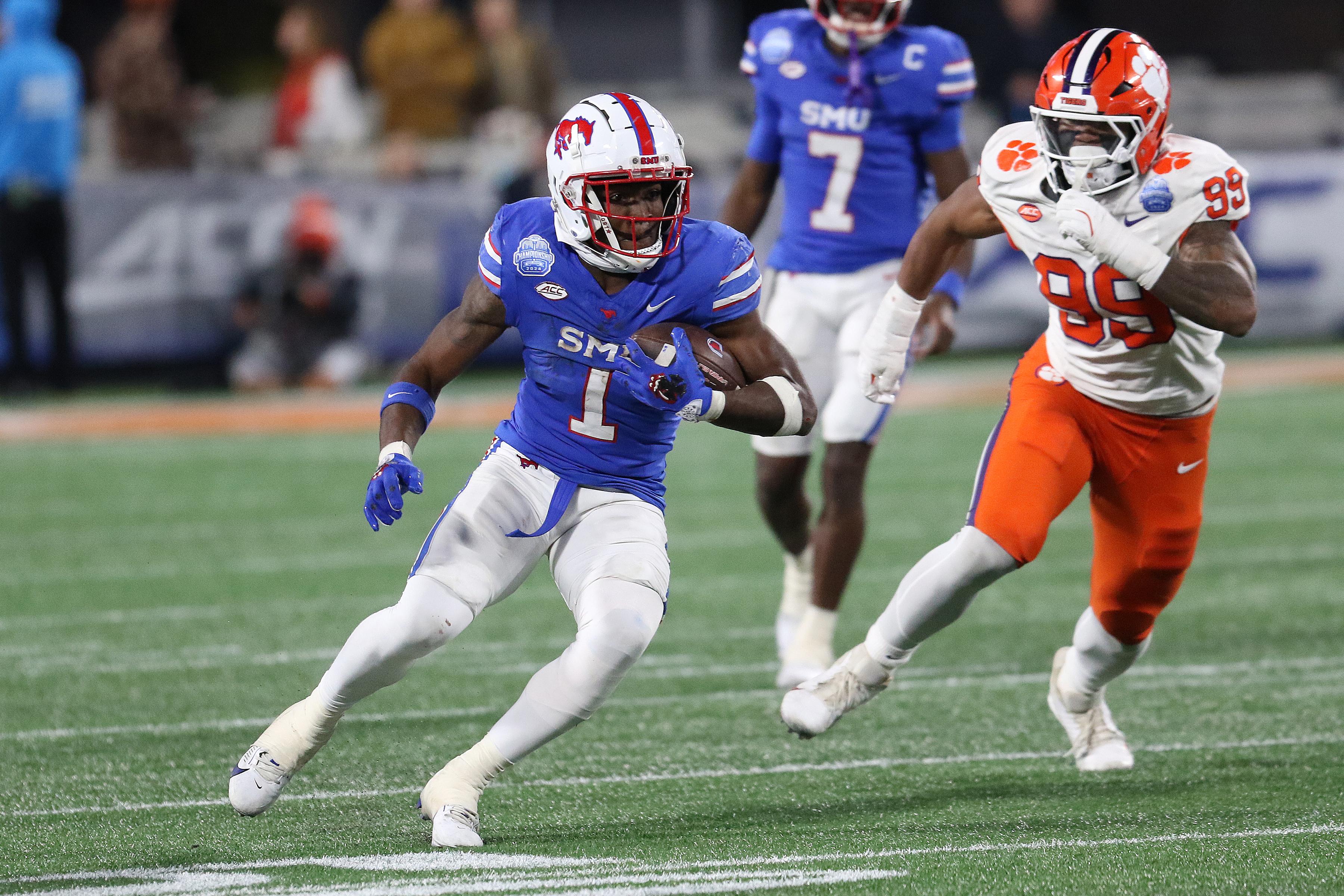 COLLEGE FOOTBALL: DEC 07 ACC Championship Game SMU vs Clemson COLLEGE FOOTBALL: DEC 07 ACC Championship Game SMU vs Clemson