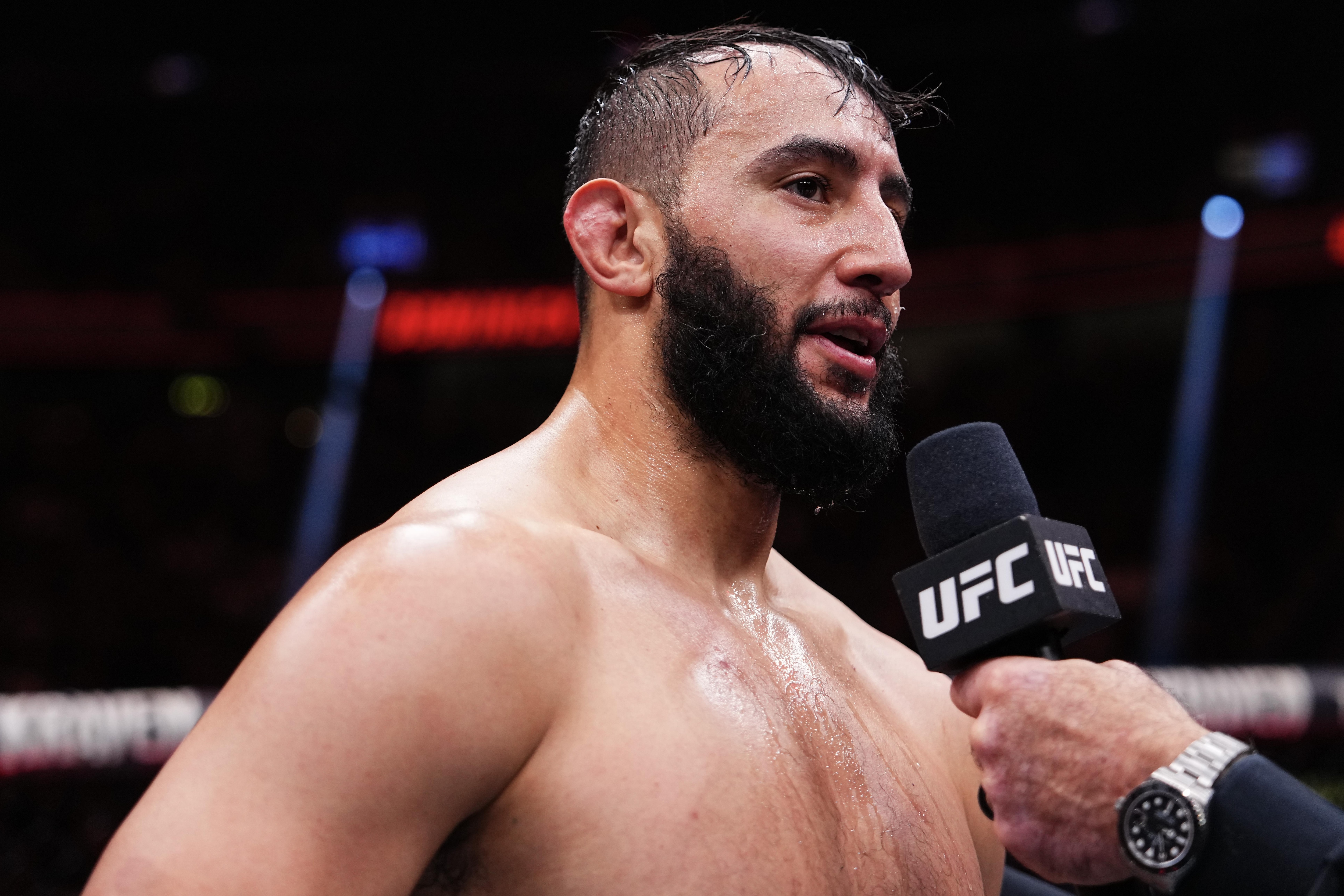 UFC 310: Reyes v Smith