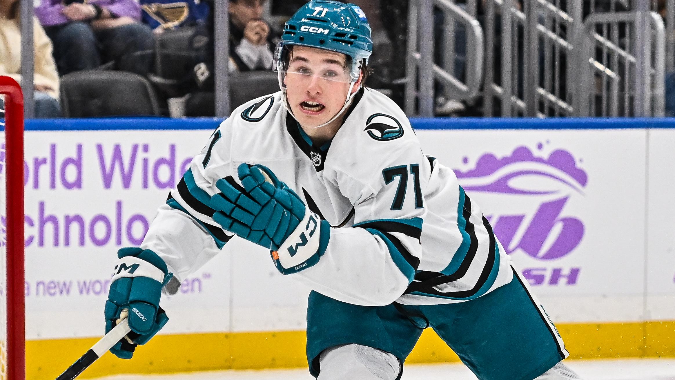 NHL: DEC 12 Sharks at Blues