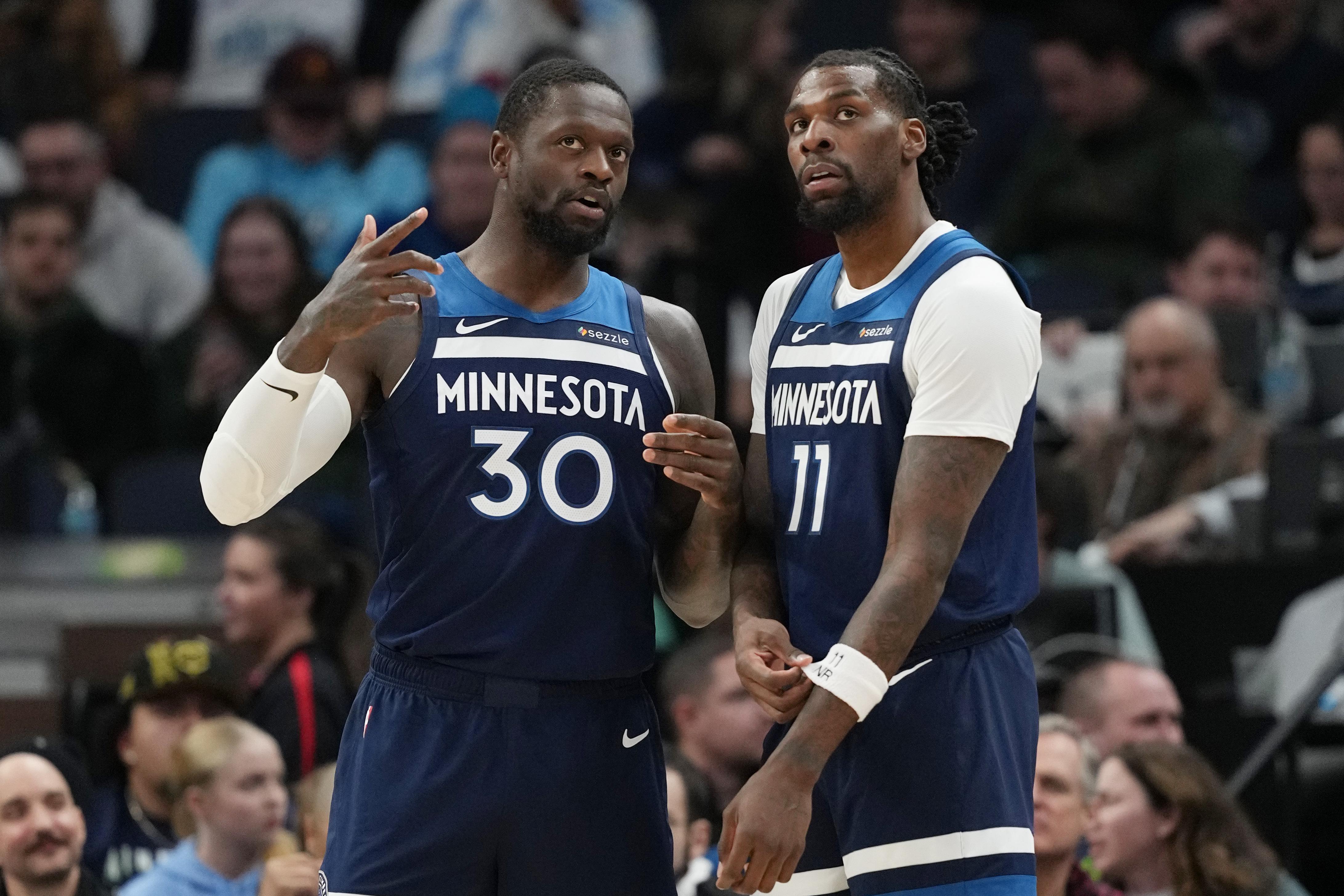 Los Angeles Lakers v Minnesota Timberwolves