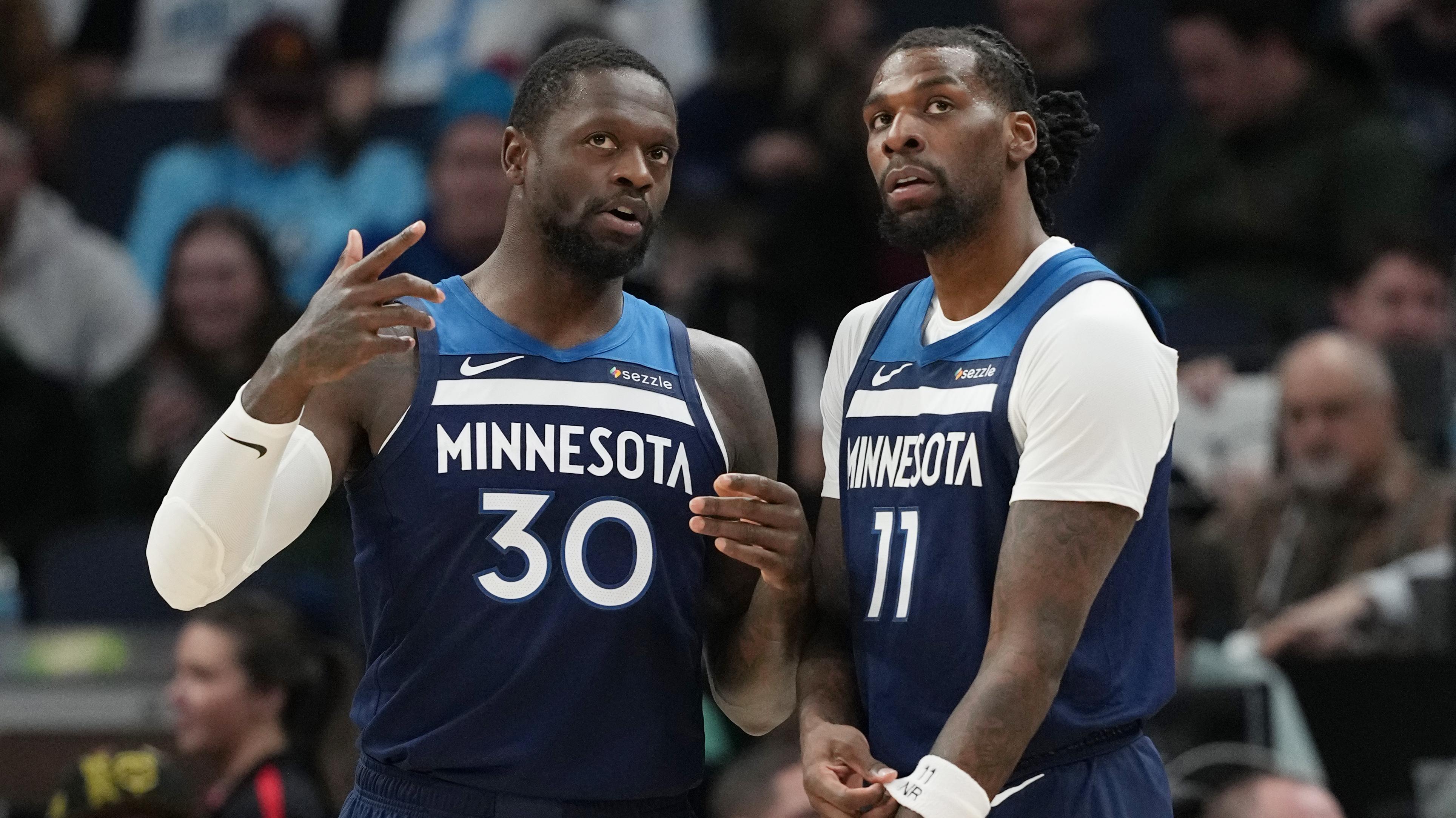 Los Angeles Lakers v Minnesota Timberwolves