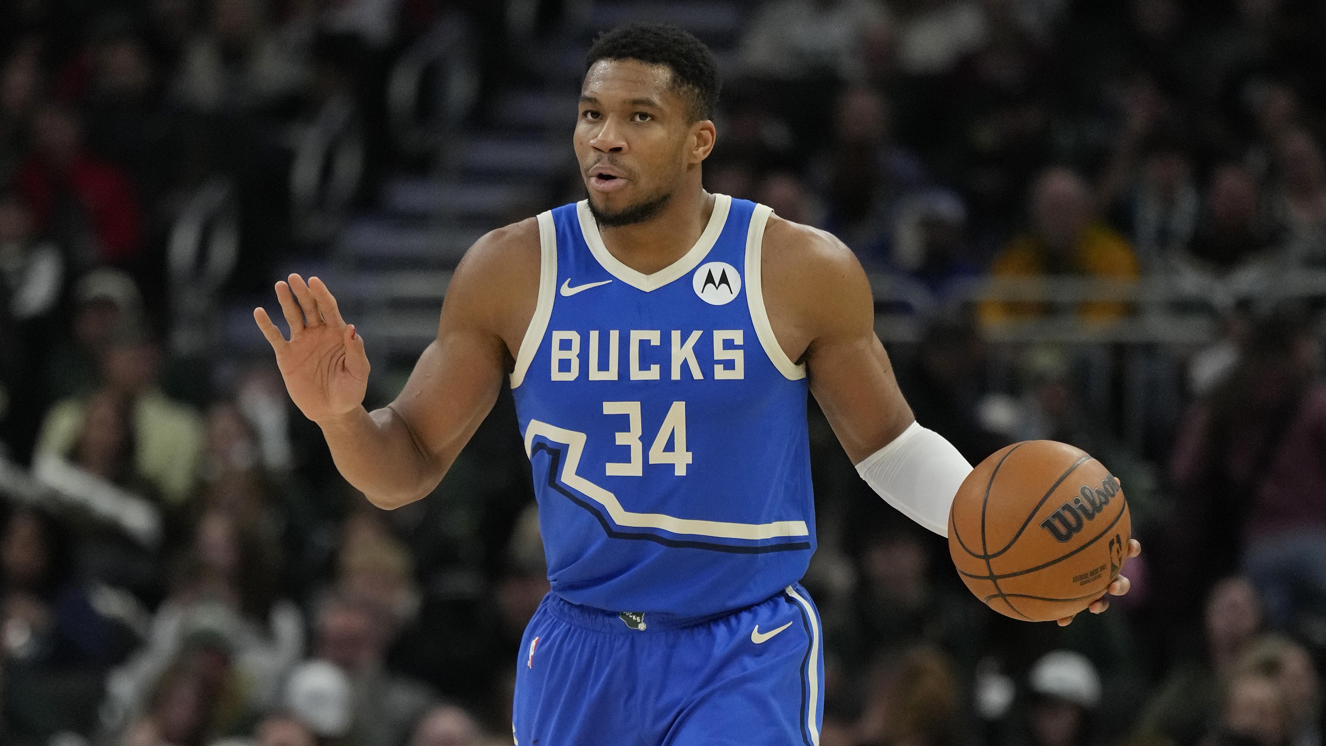 Washington Wizards v Milwaukee Bucks