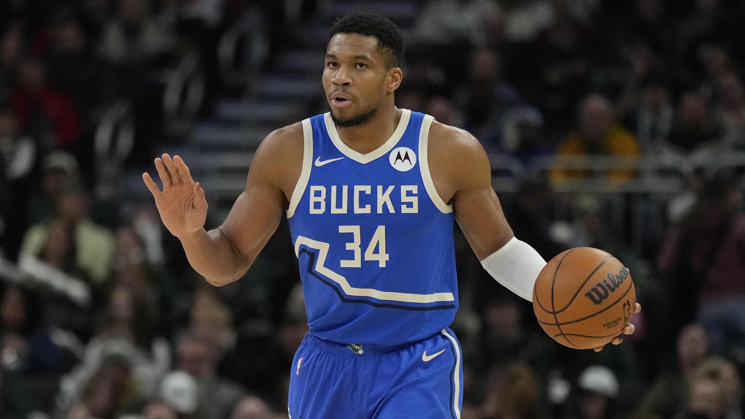 Washington Wizards v Milwaukee Bucks