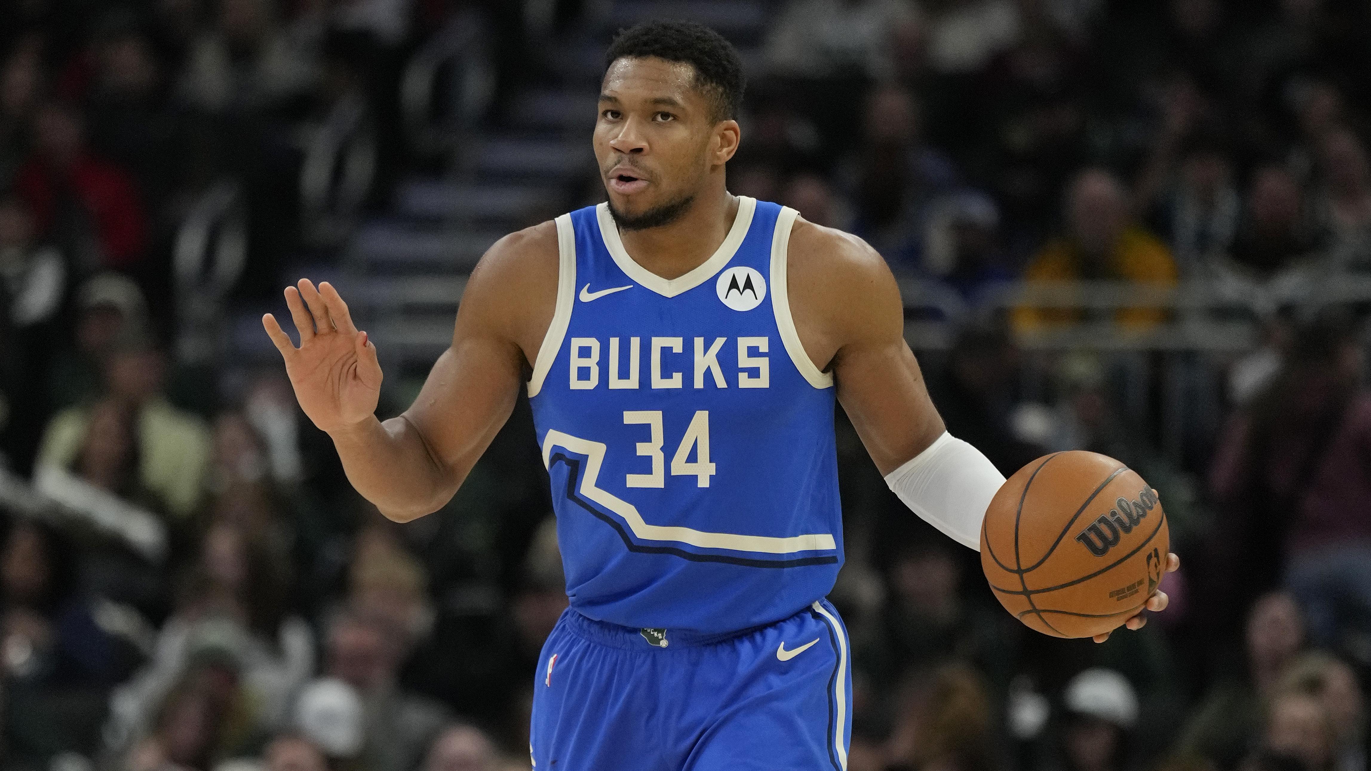 Washington Wizards v Milwaukee Bucks