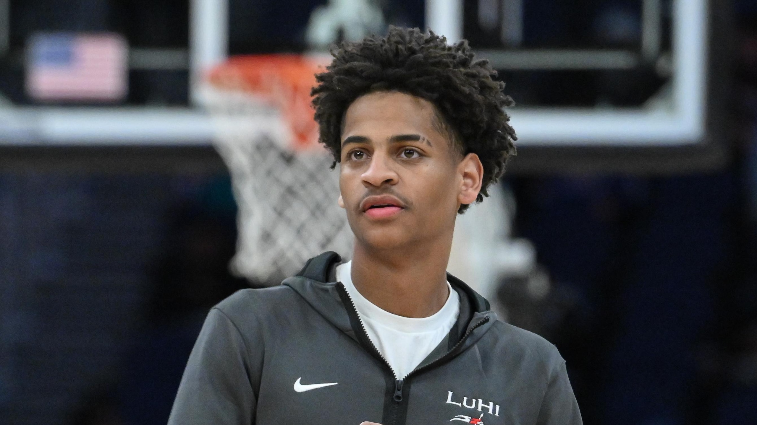 HIGH SCHOOL BASKETBALL: DEC 13 Luhi Holiday Invitational - Long Island Lutheran vs Sierra Canyon
