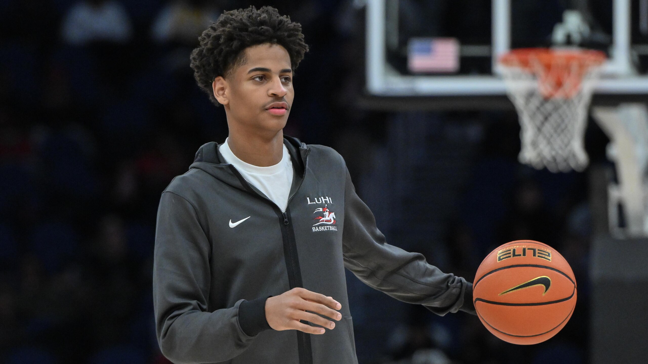 HIGH SCHOOL BASKETBALL: DEC 13 Luhi Holiday Invitational - Long Island Lutheran vs Sierra Canyon