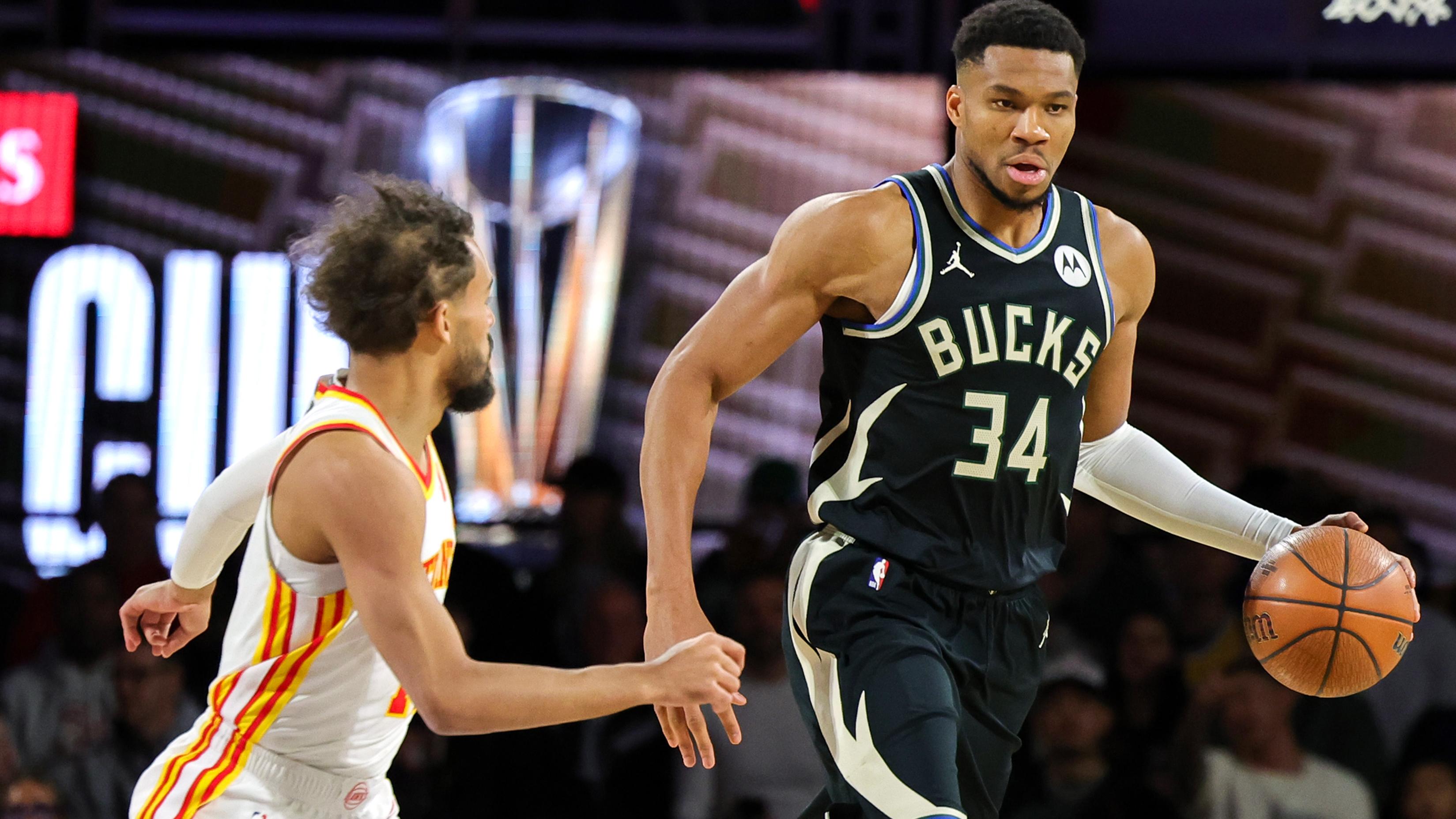Atlanta Hawks v Milwaukee Bucks: Semifinals - Emirates NBA Cup 2024