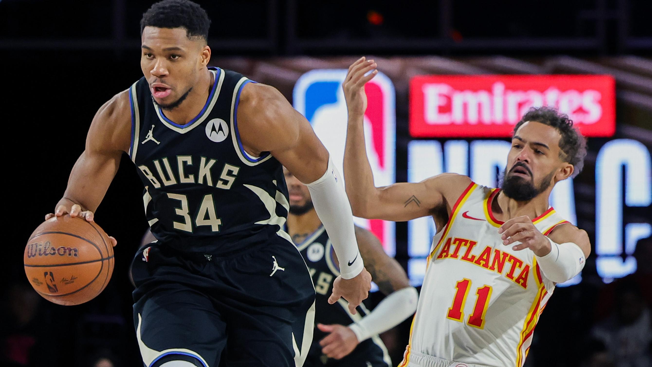 Atlanta Hawks v Milwaukee Bucks: Semifinals - Emirates NBA Cup 2024