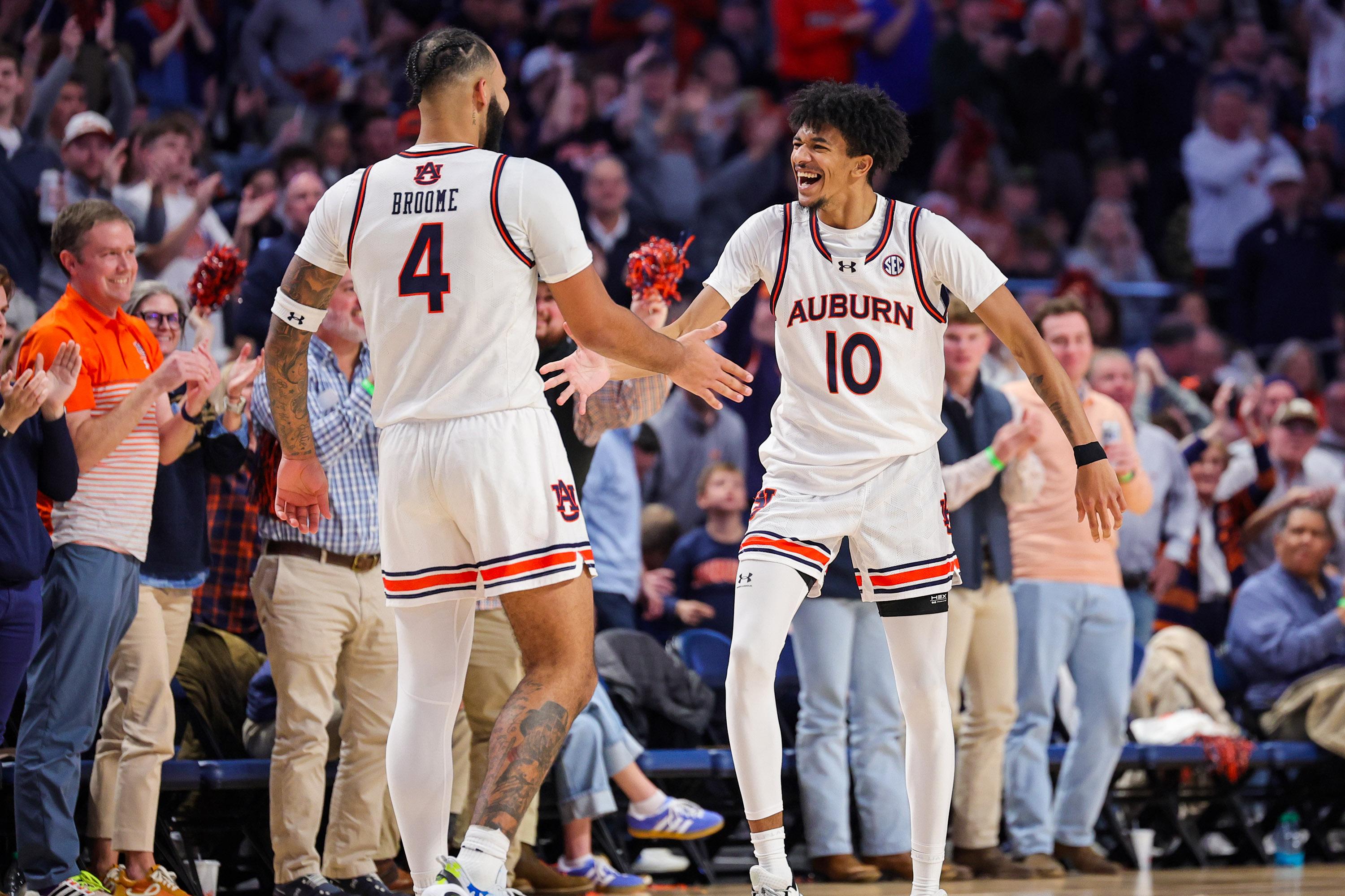 Battle in Birmingham: Purdue v Auburn