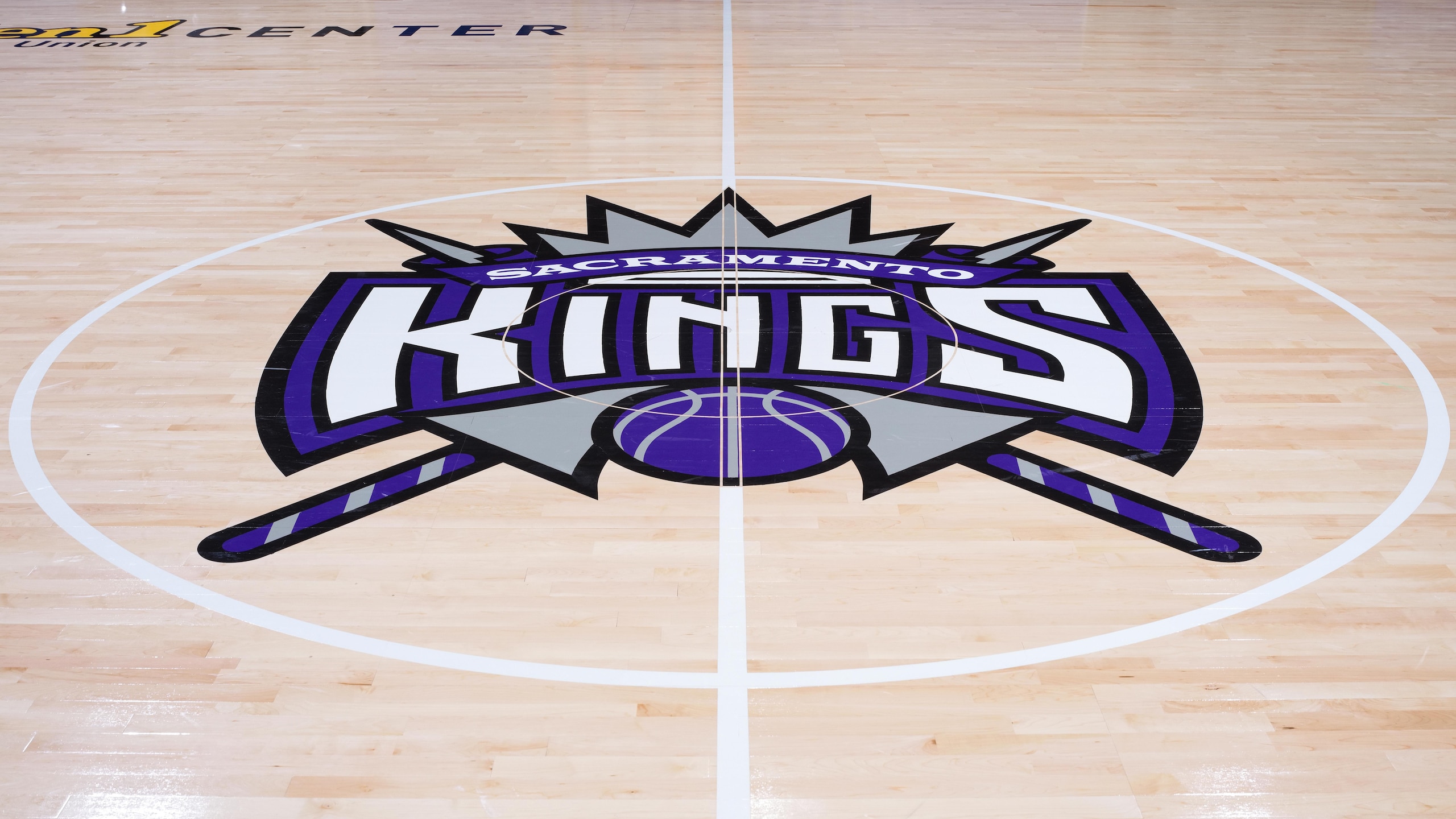 Los Angeles Lakers v Sacramento Kings