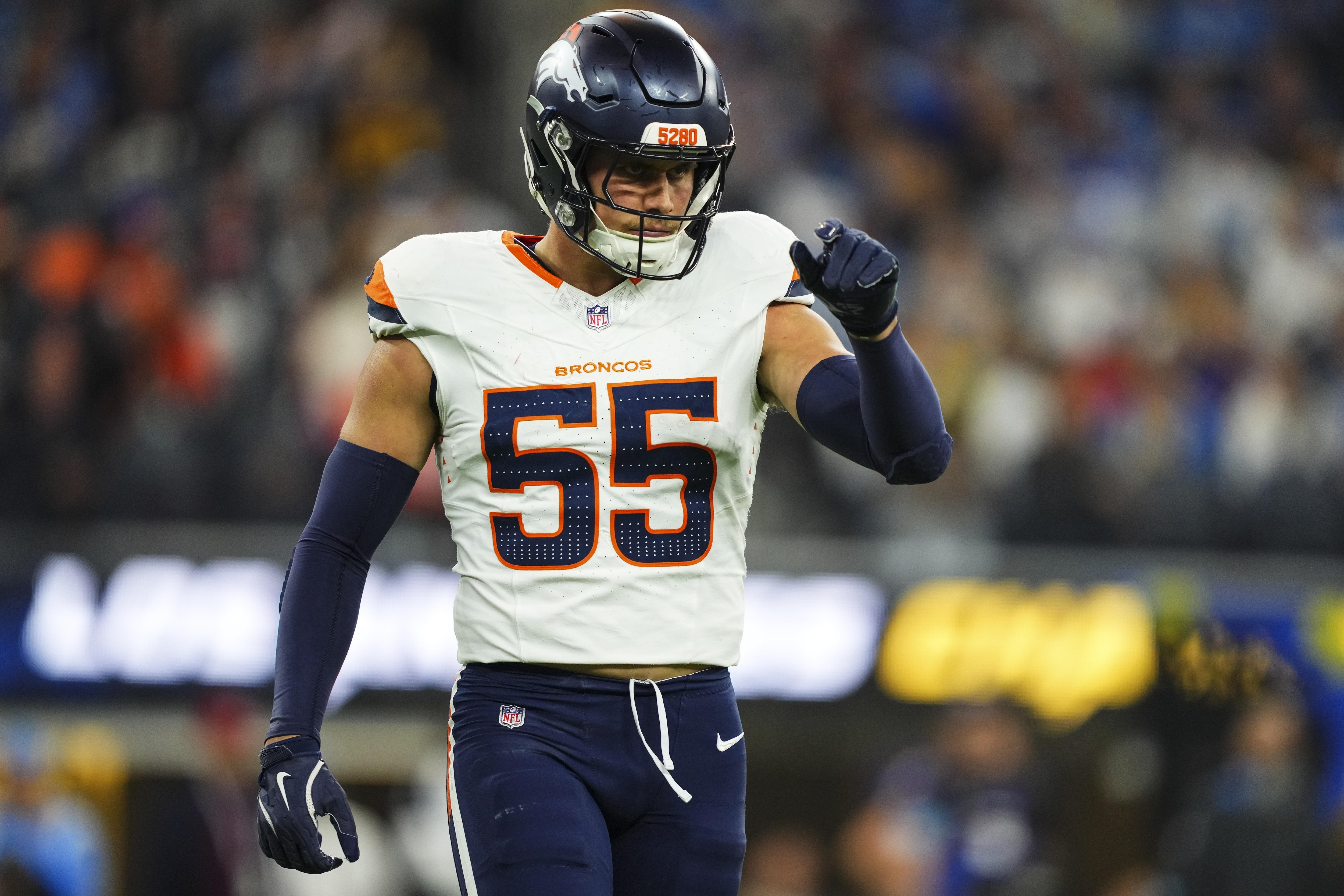 Denver Broncos v Los Angeles Chargers