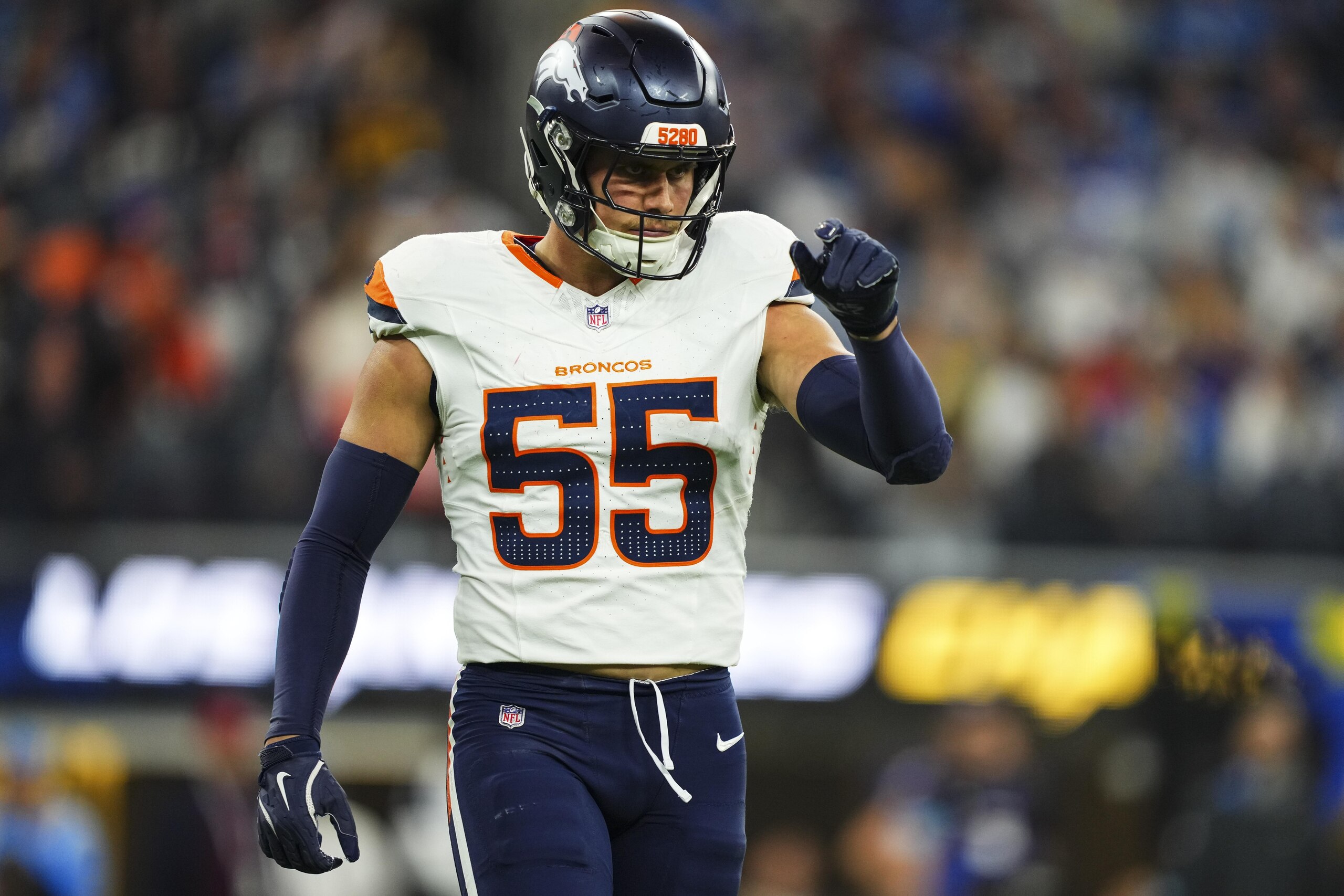 Denver Broncos v Los Angeles Chargers