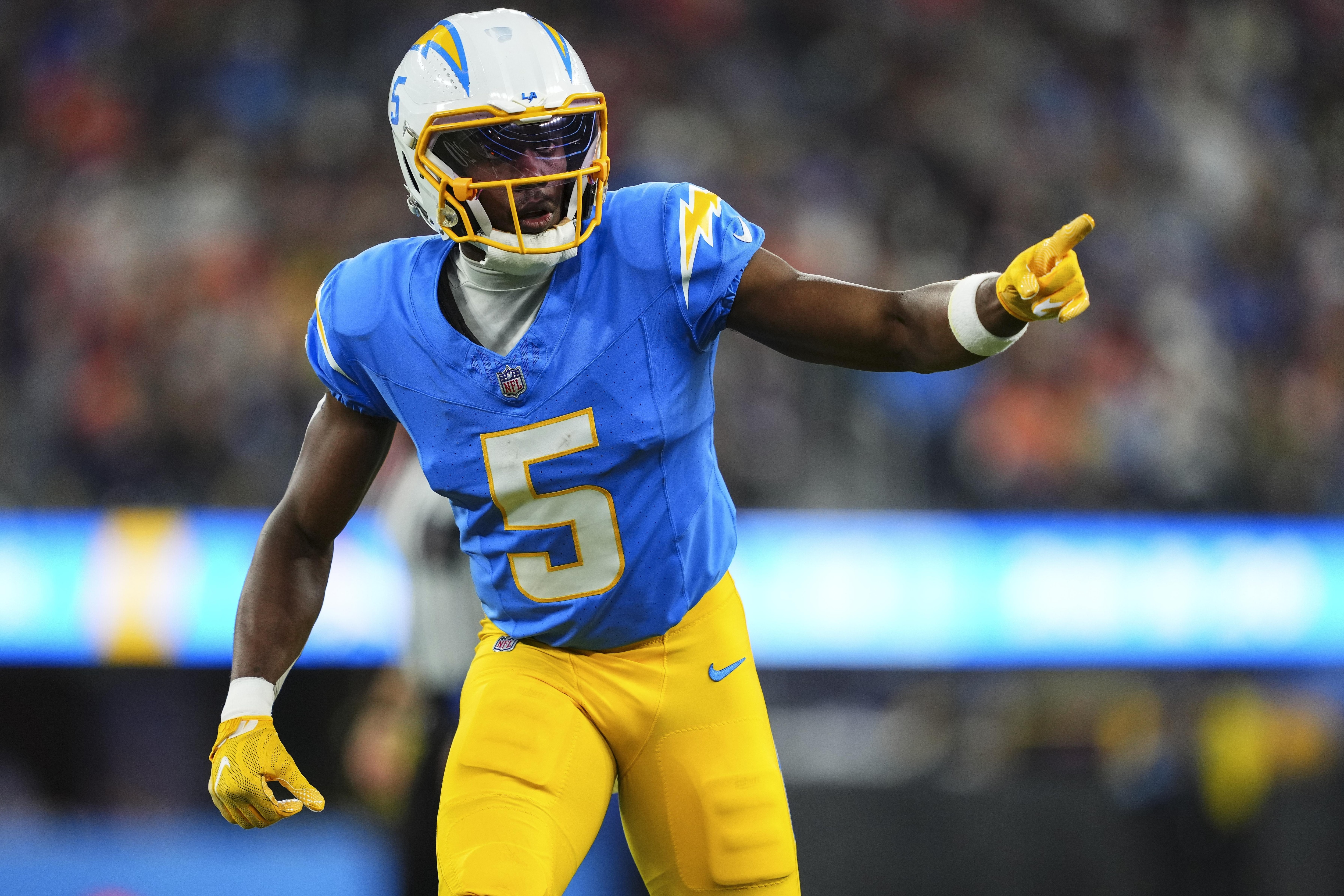 Denver Broncos v Los Angeles Chargers