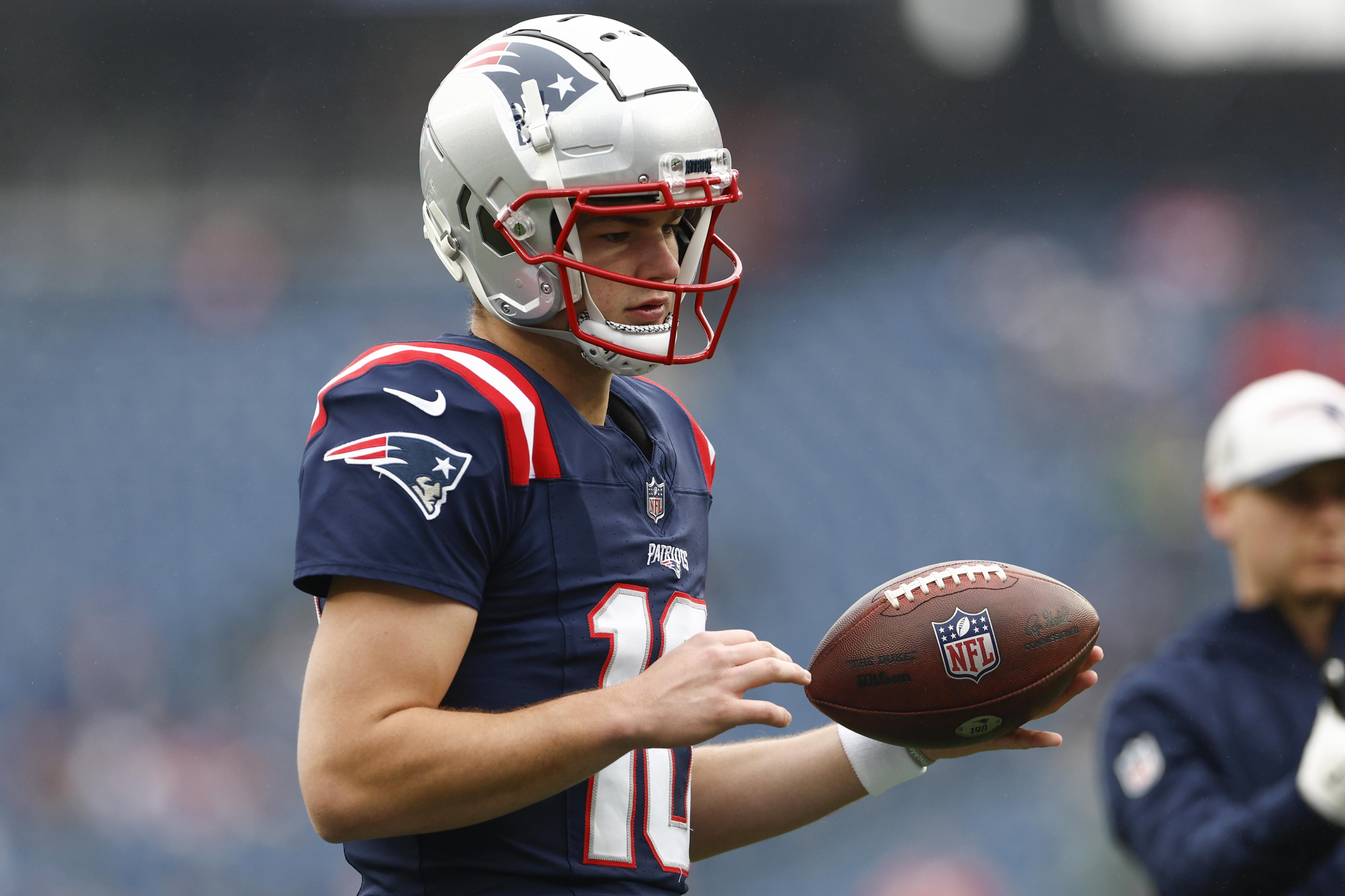 Chargers 40, Patriots 7: New England hits new low in Jerod Mayo's first season with sixth straight loss