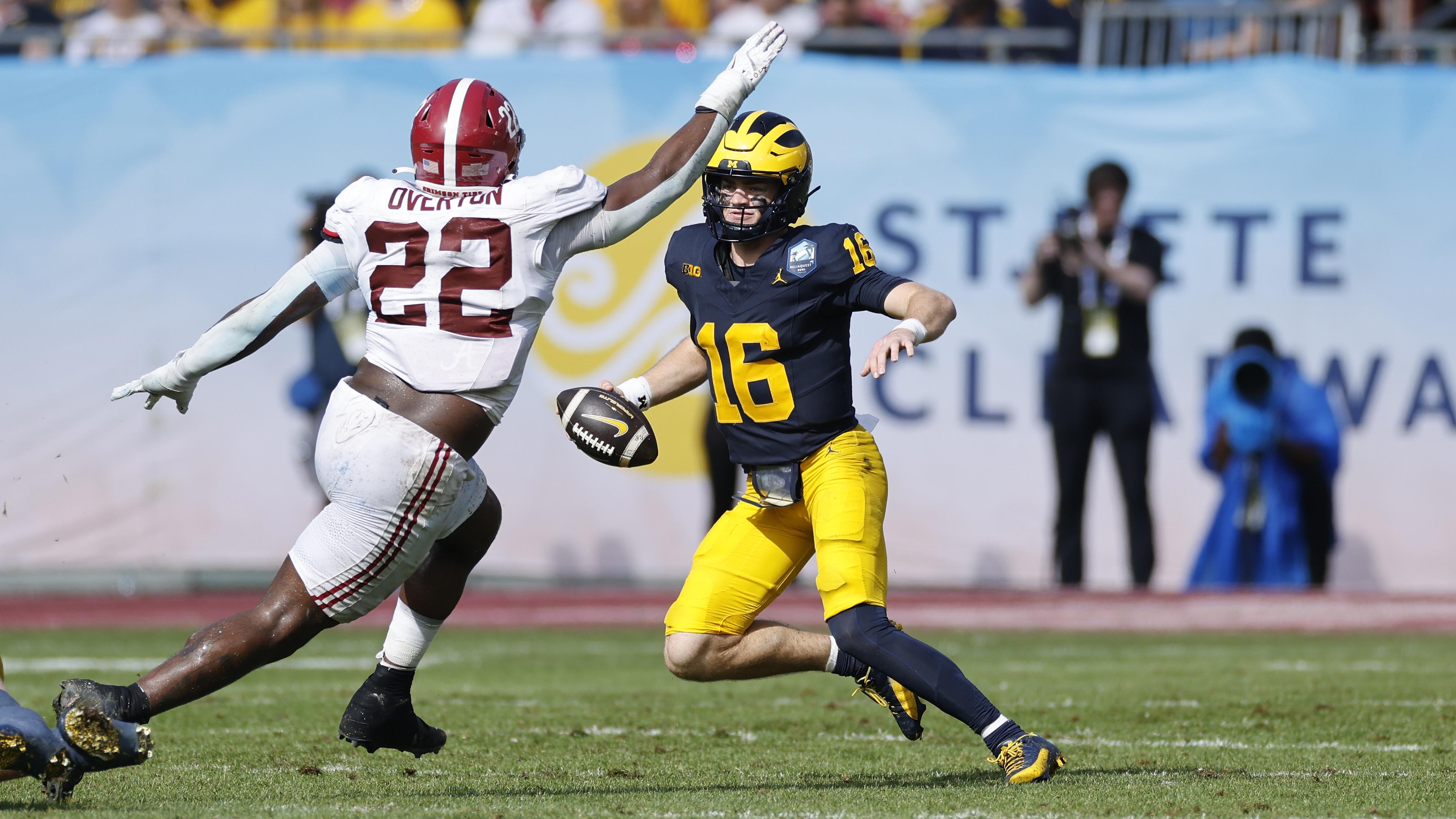 COLLEGE FOOTBALL: DEC 31 ReliaQuest Bowl - Alabama vs Michigan