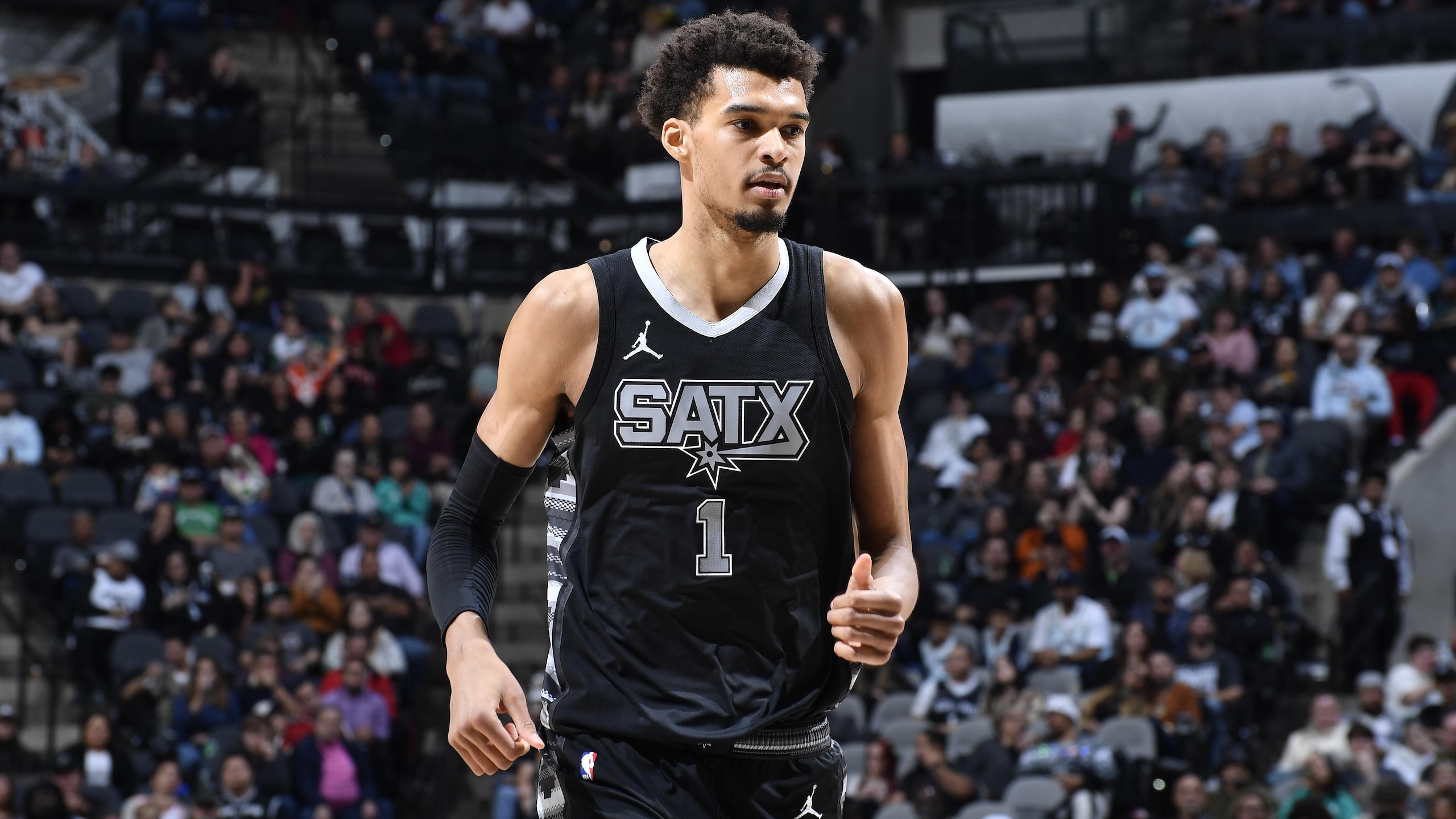 Los Angeles Clippers v San Antonio Spurs