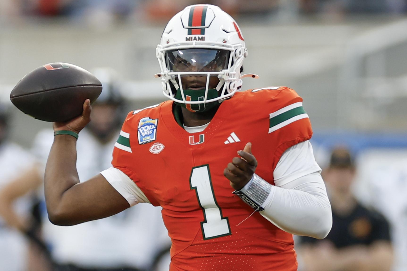 COLLEGE FOOTBALL: DEC 28 Pop-Tarts Bowl - Iowa State vs Miami