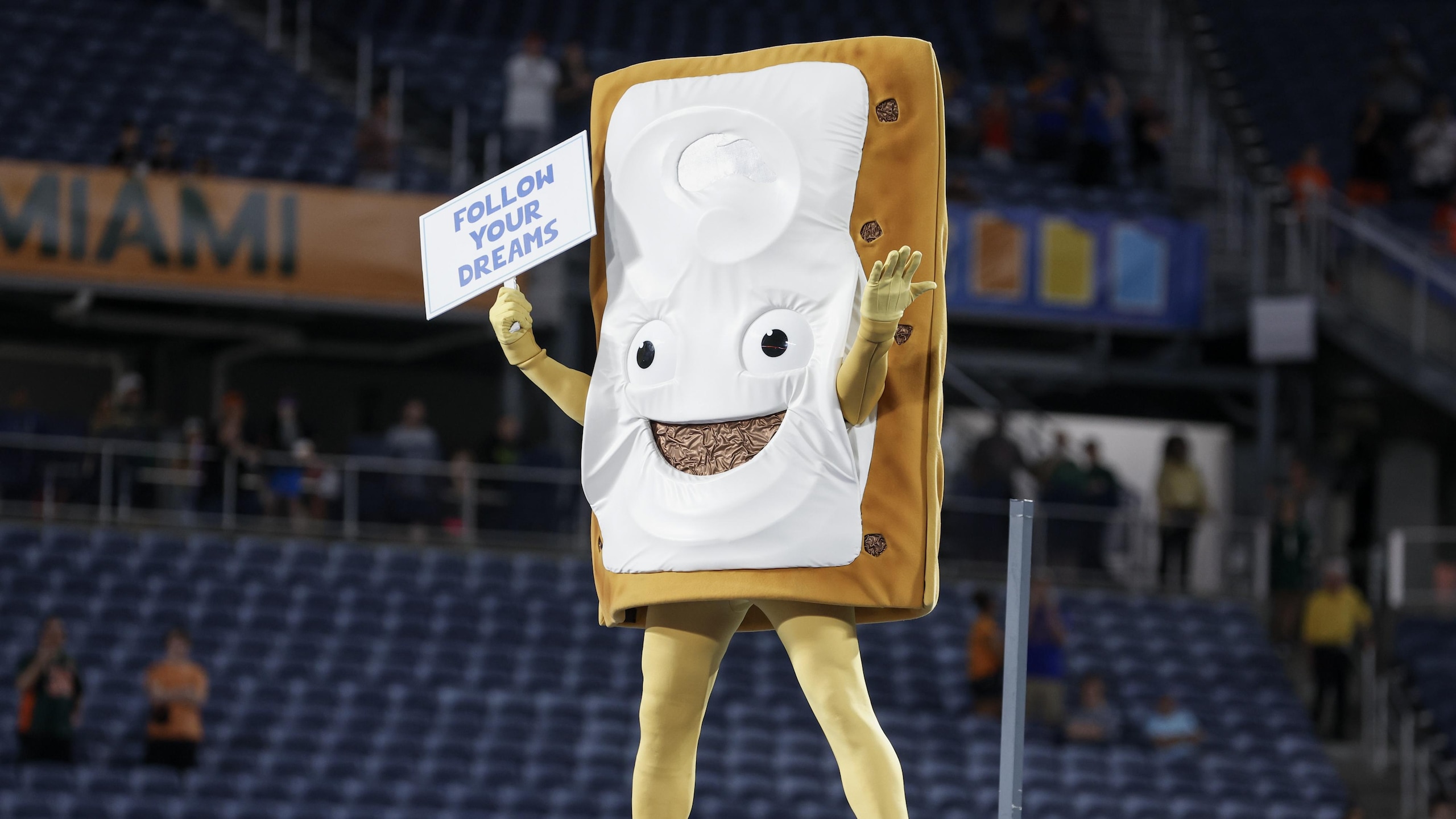 COLLEGE FOOTBALL: DEC 28 Pop-Tarts Bowl - Iowa State vs Miami