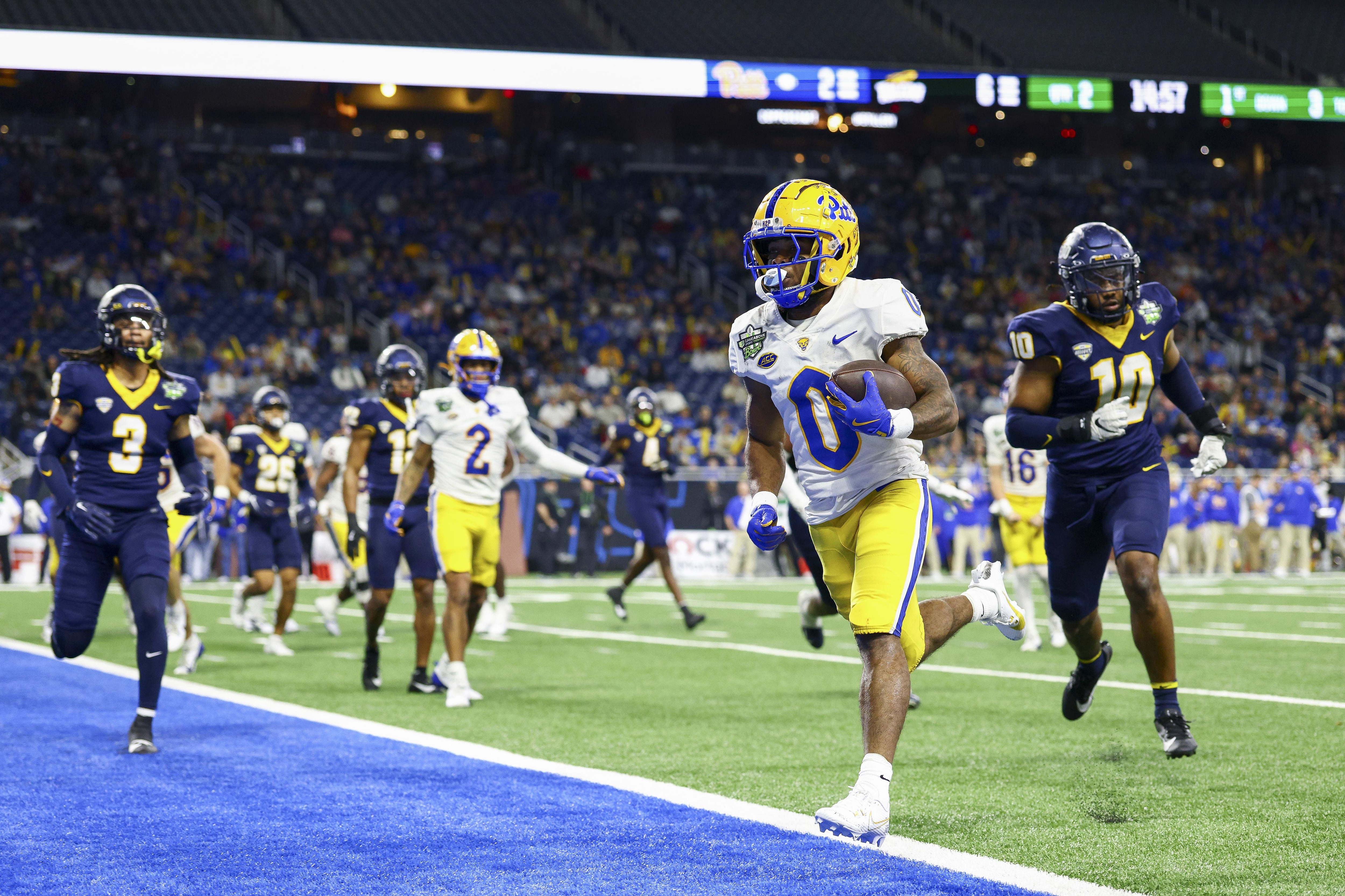 Pittsburgh v Toledo - GameAbove Sports Bowl