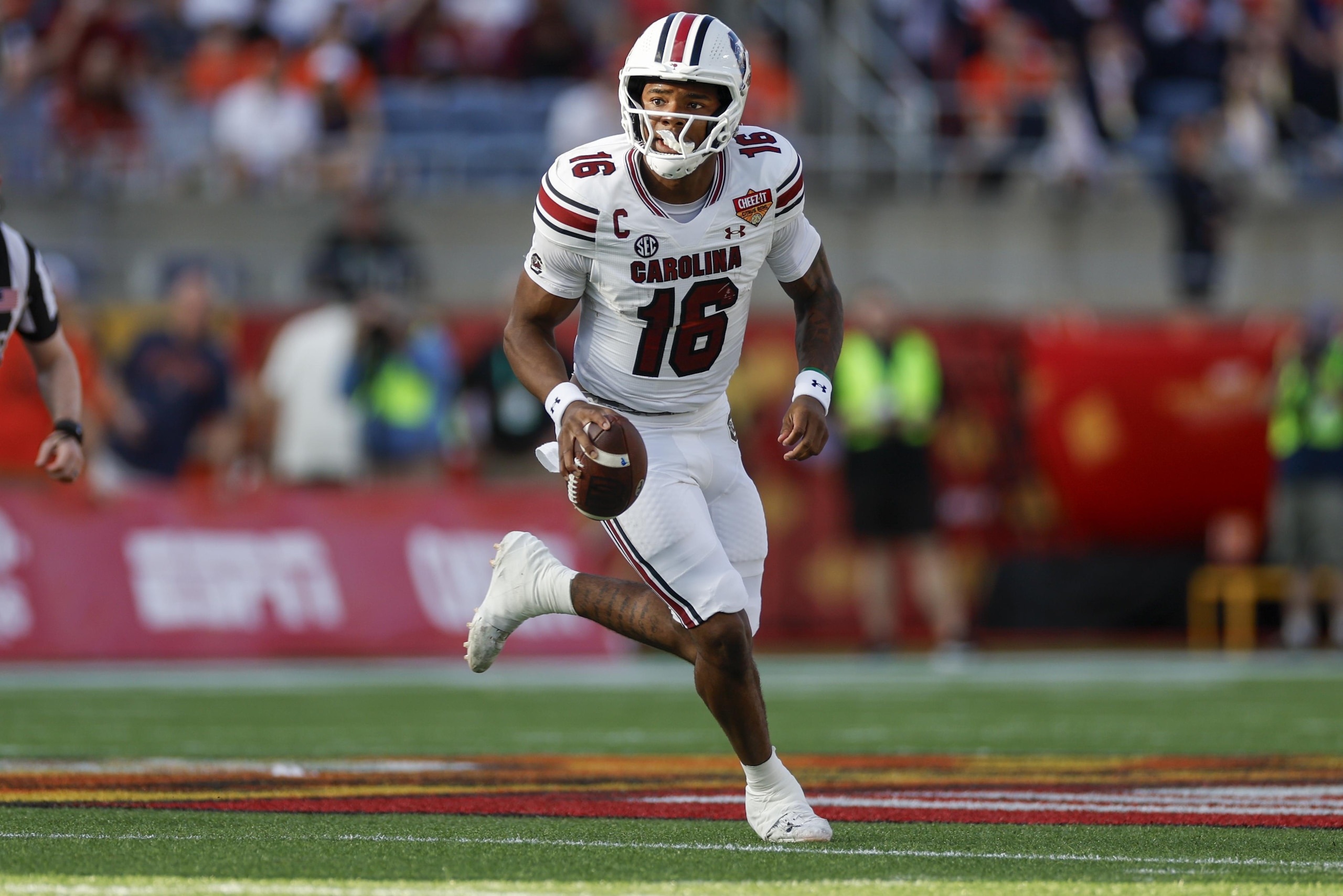 COLLEGE FOOTBALL: DEC 31 Cheez-It Citrus Bowl - South Carolina vs Illinois