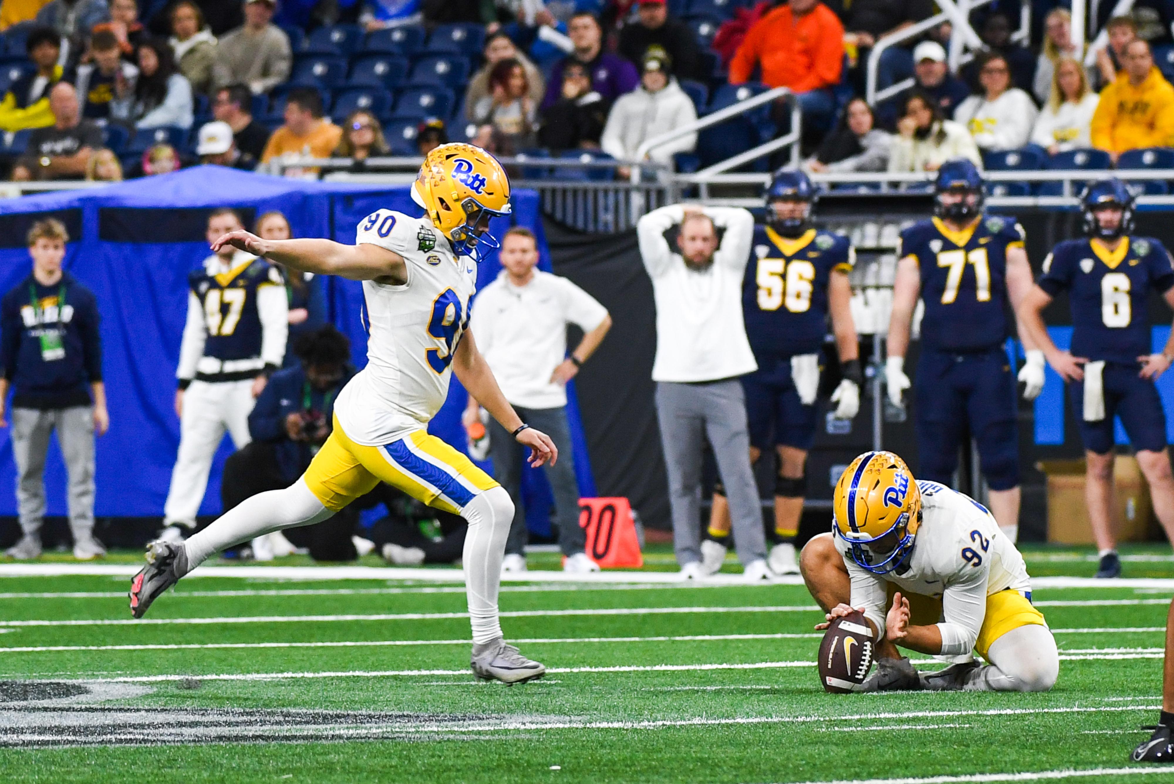 Pittsburgh v Toledo - GameAbove Sports Bowl