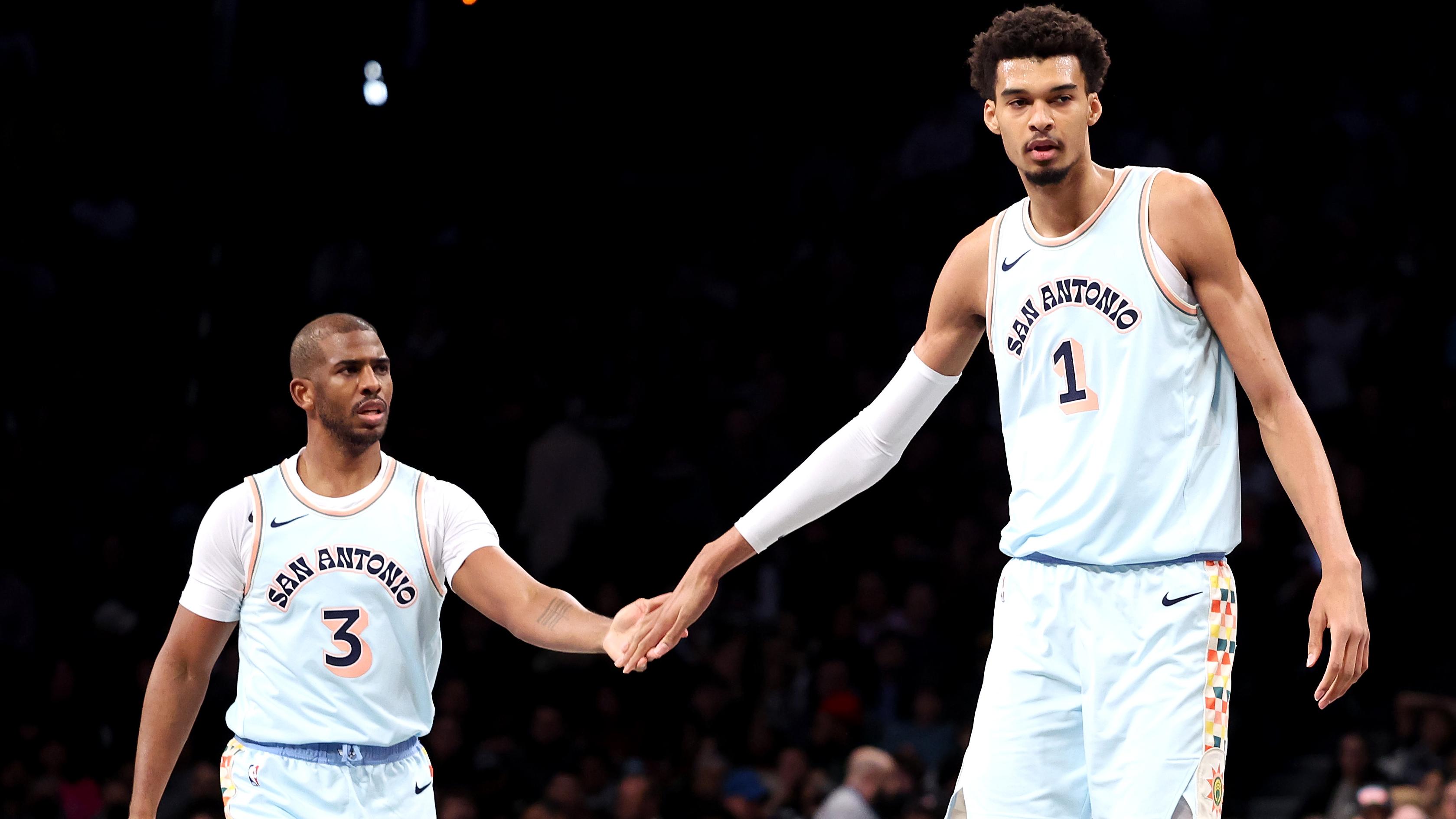 San Antonio Spurs v Brooklyn Nets