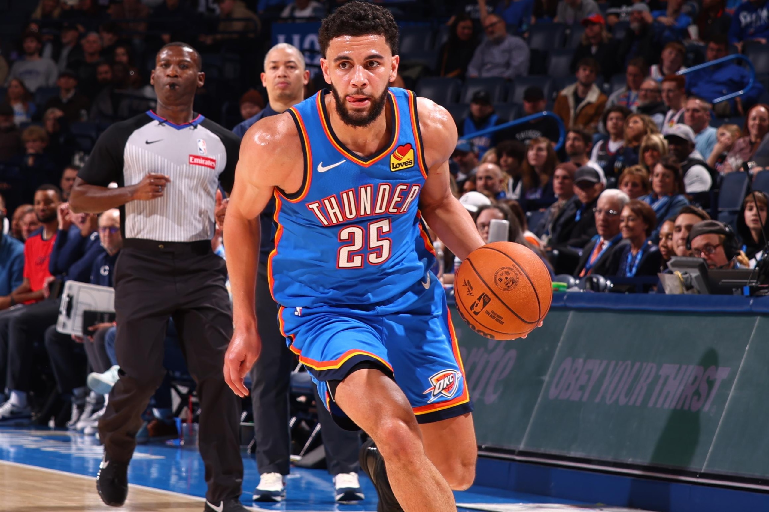 Los Angeles Clippers v Oklahoma City Thunder