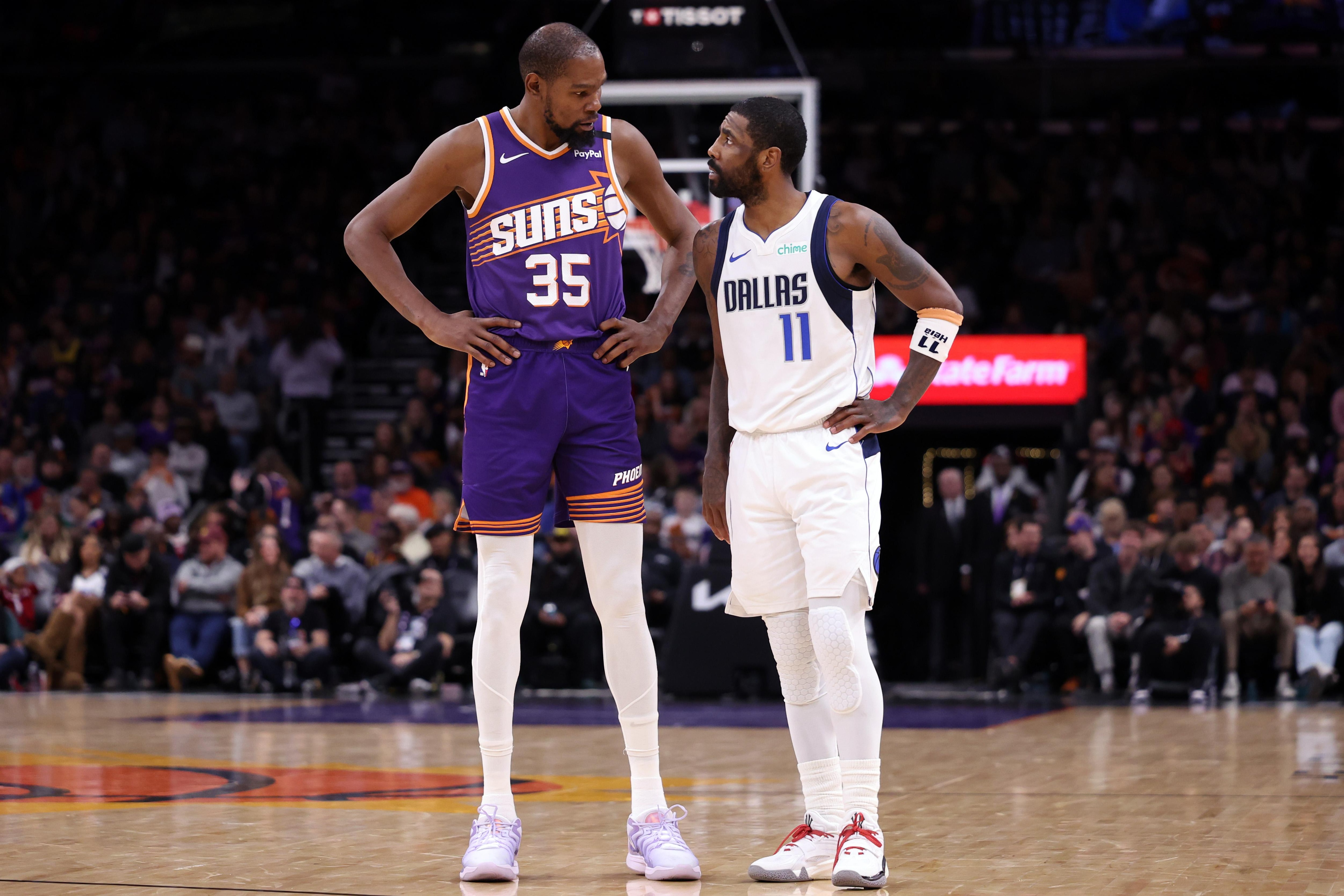 Dallas Mavericks v Phoenix Suns