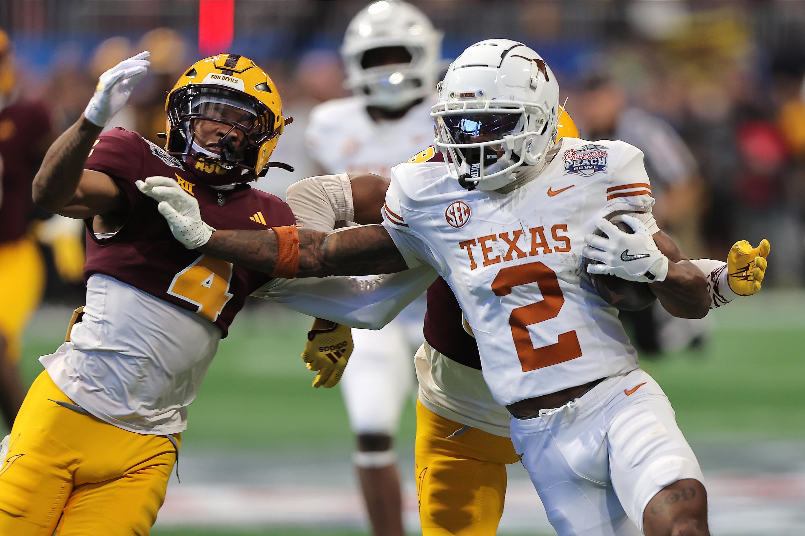 COLLEGE FOOTBALL: JAN 01 CFP Quarterfinal Chick-fil-A Peach Bowl - Texas vs Arizona State COLLEGE FOOTBALL: JAN 01 CFP Quarterfinal Chick-fil-A Peach Bowl - Texas vs Arizona State